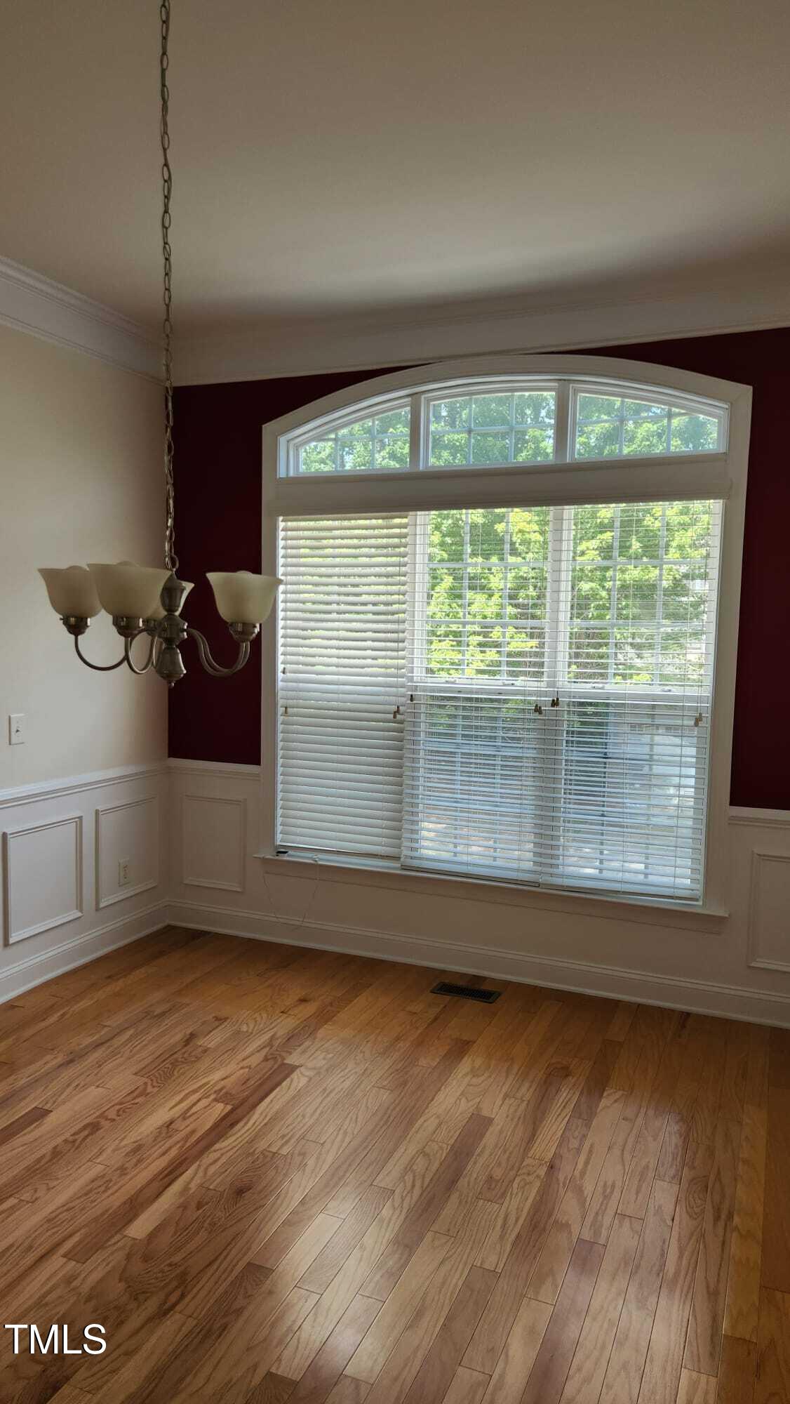 1016 Dotson Way Property Photo 21