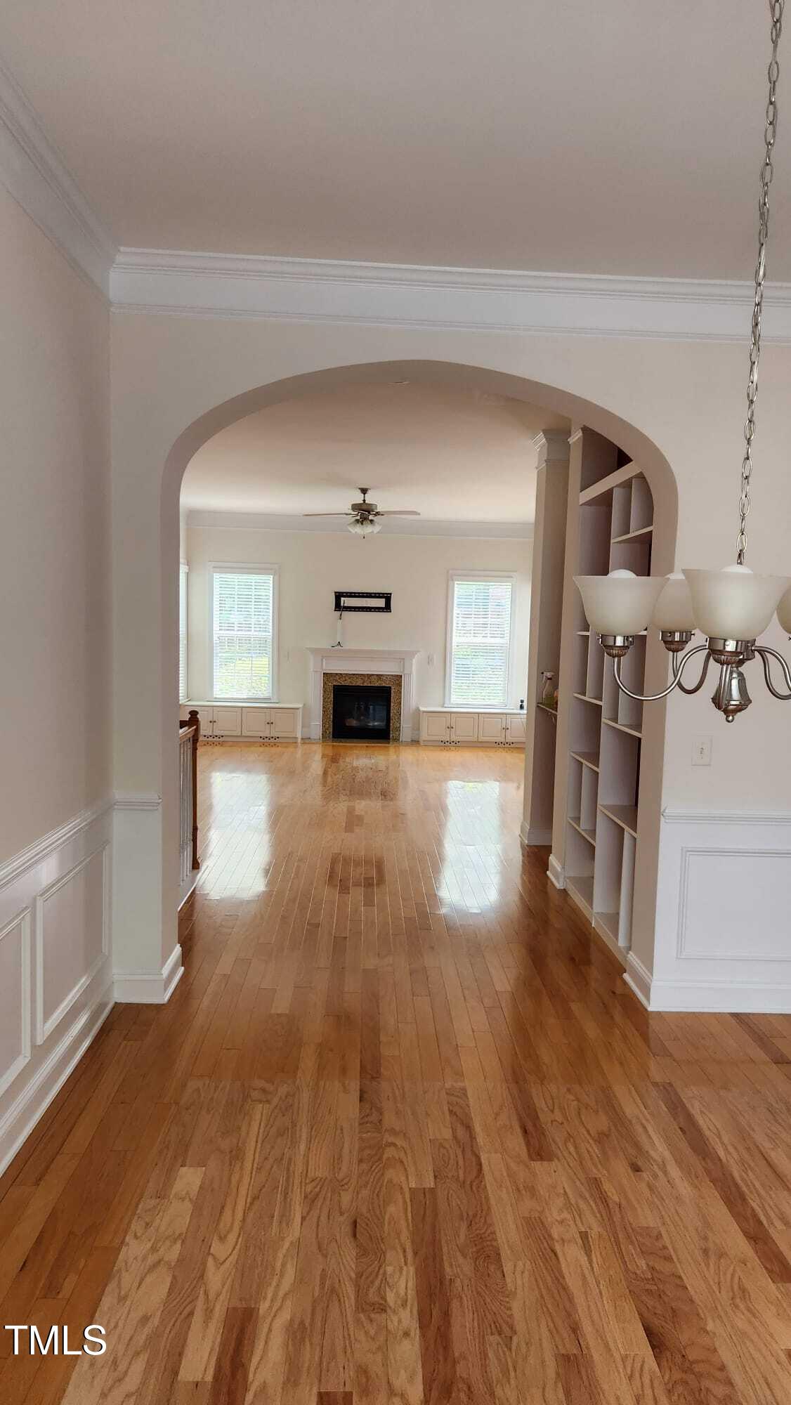 1016 Dotson Way Property Photo 23