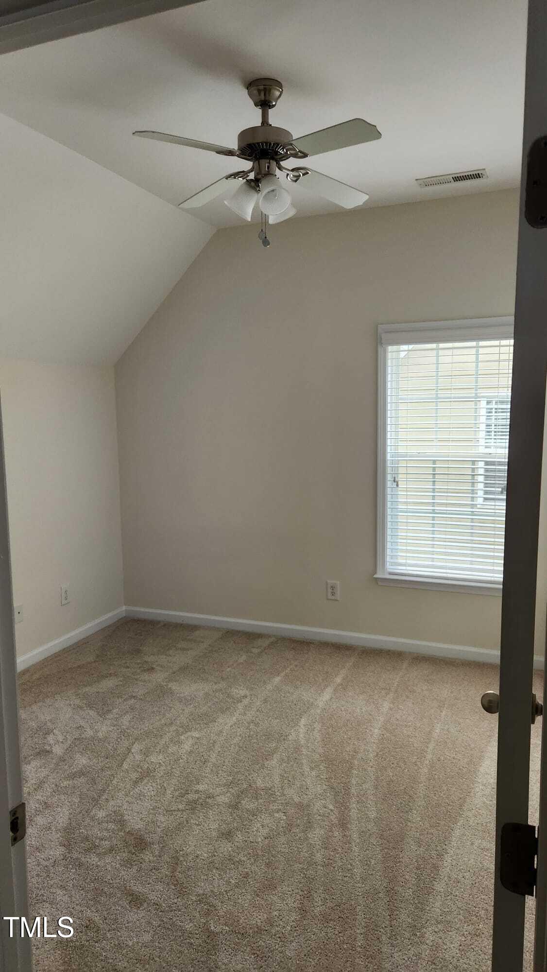 1016 Dotson Way Property Photo 39
