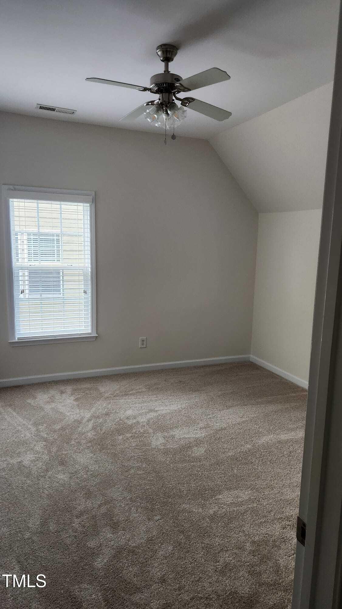 1016 Dotson Way Property Photo 40