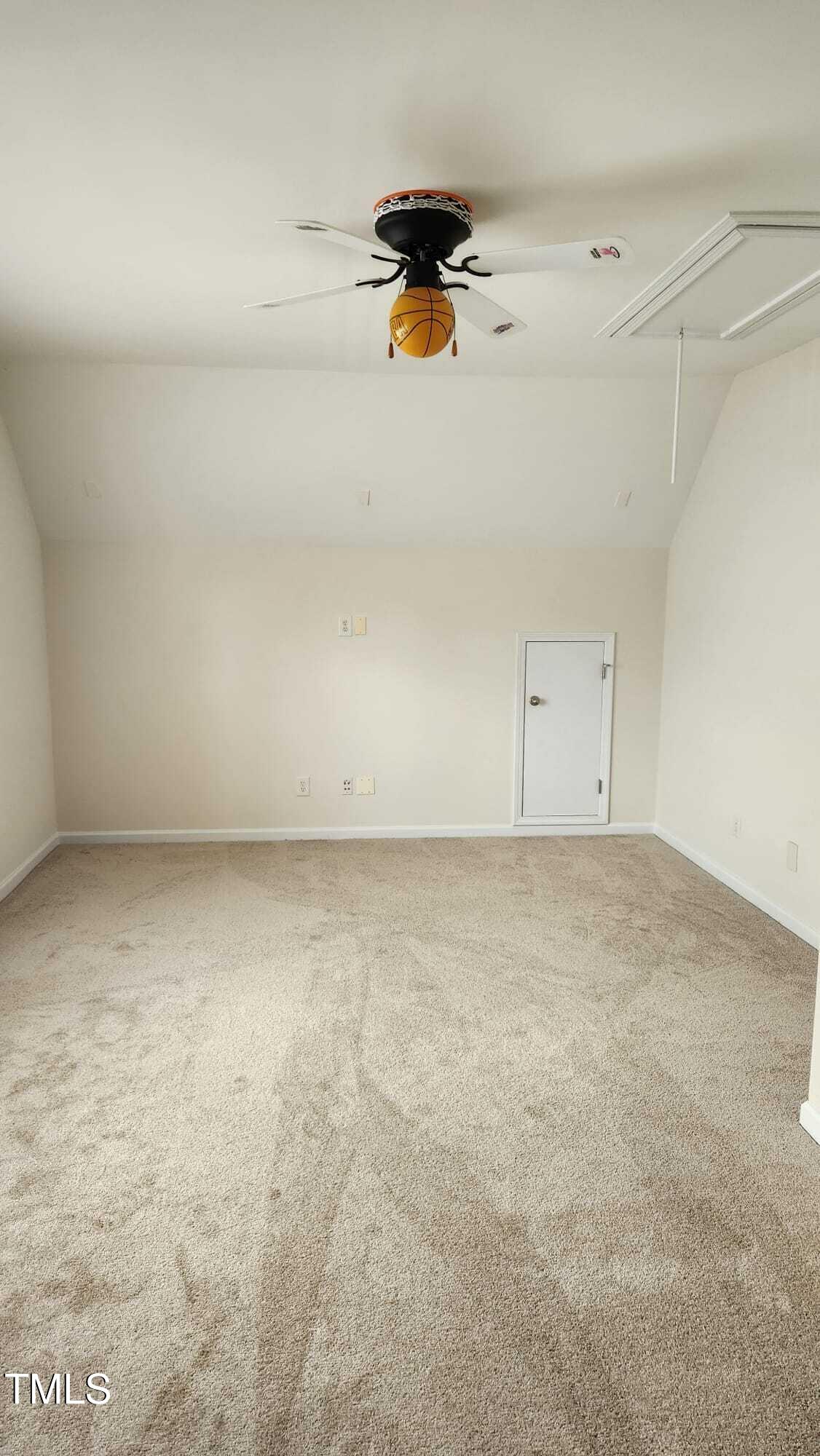 1016 Dotson Way Property Photo 42