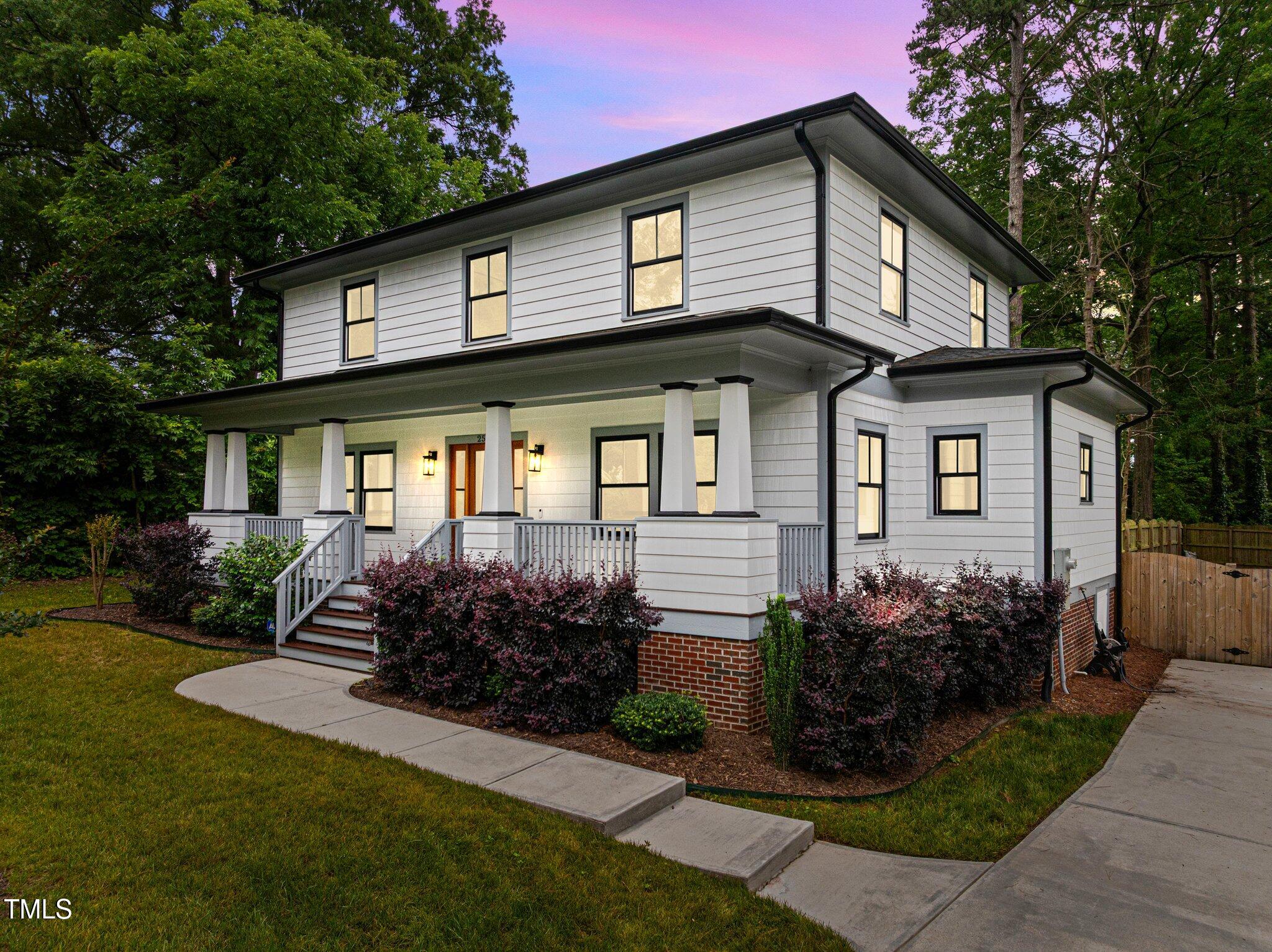 2551 Drake Avenue Property Photo 1