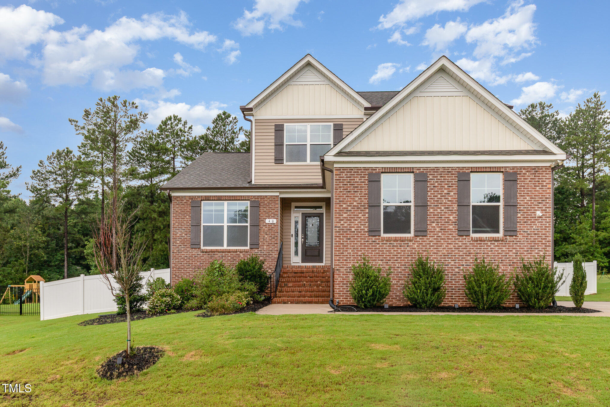 40 Ironwood Boulevard Property Photo 1