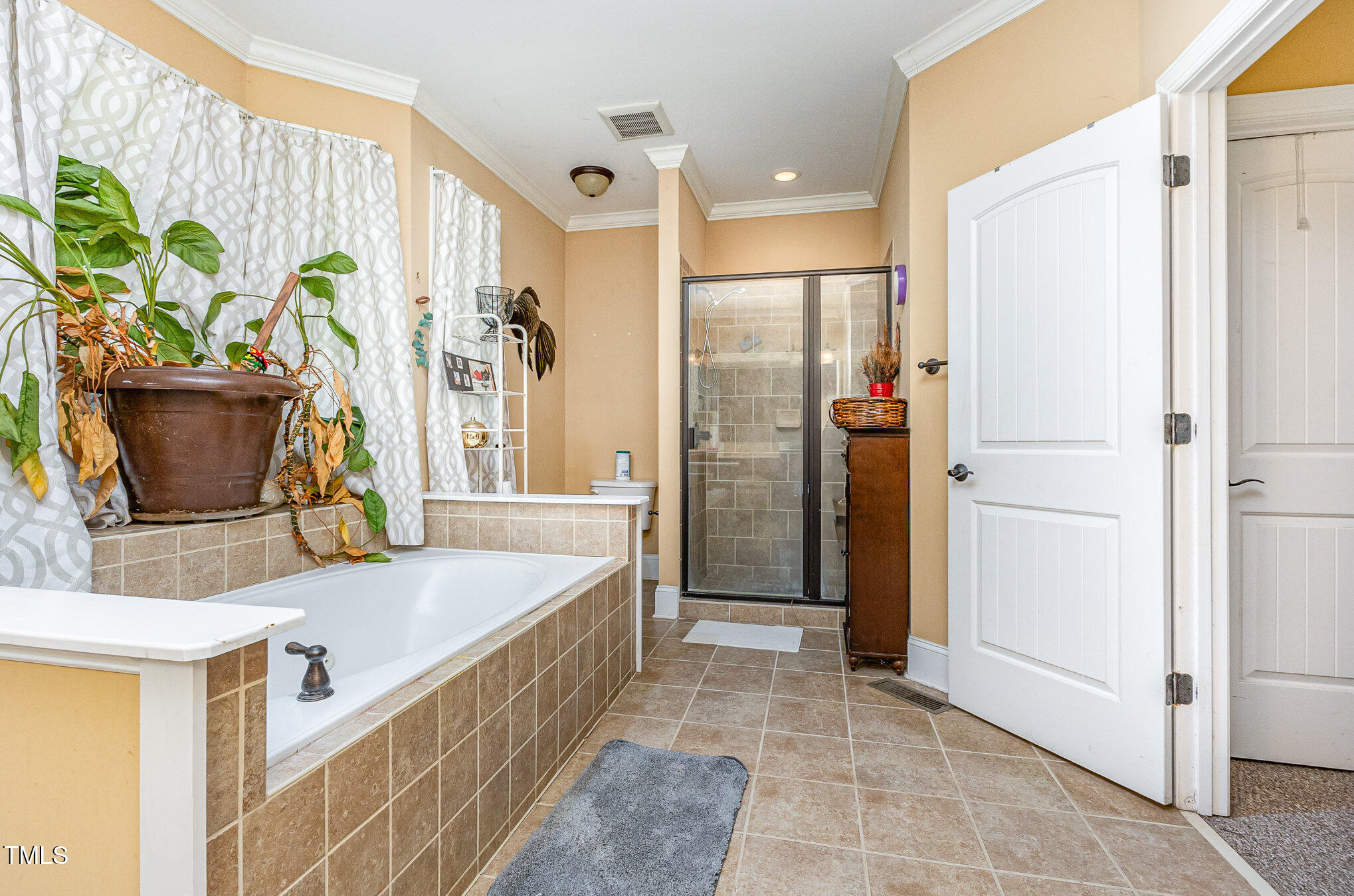 3304 Black Stallion Court Property Photo 22