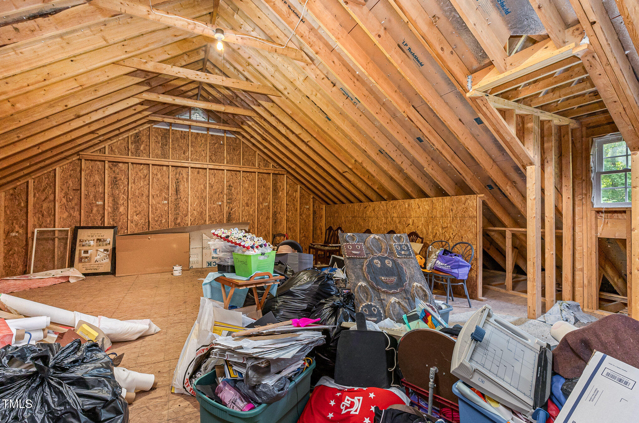 3304 Black Stallion Court Property Photo 29