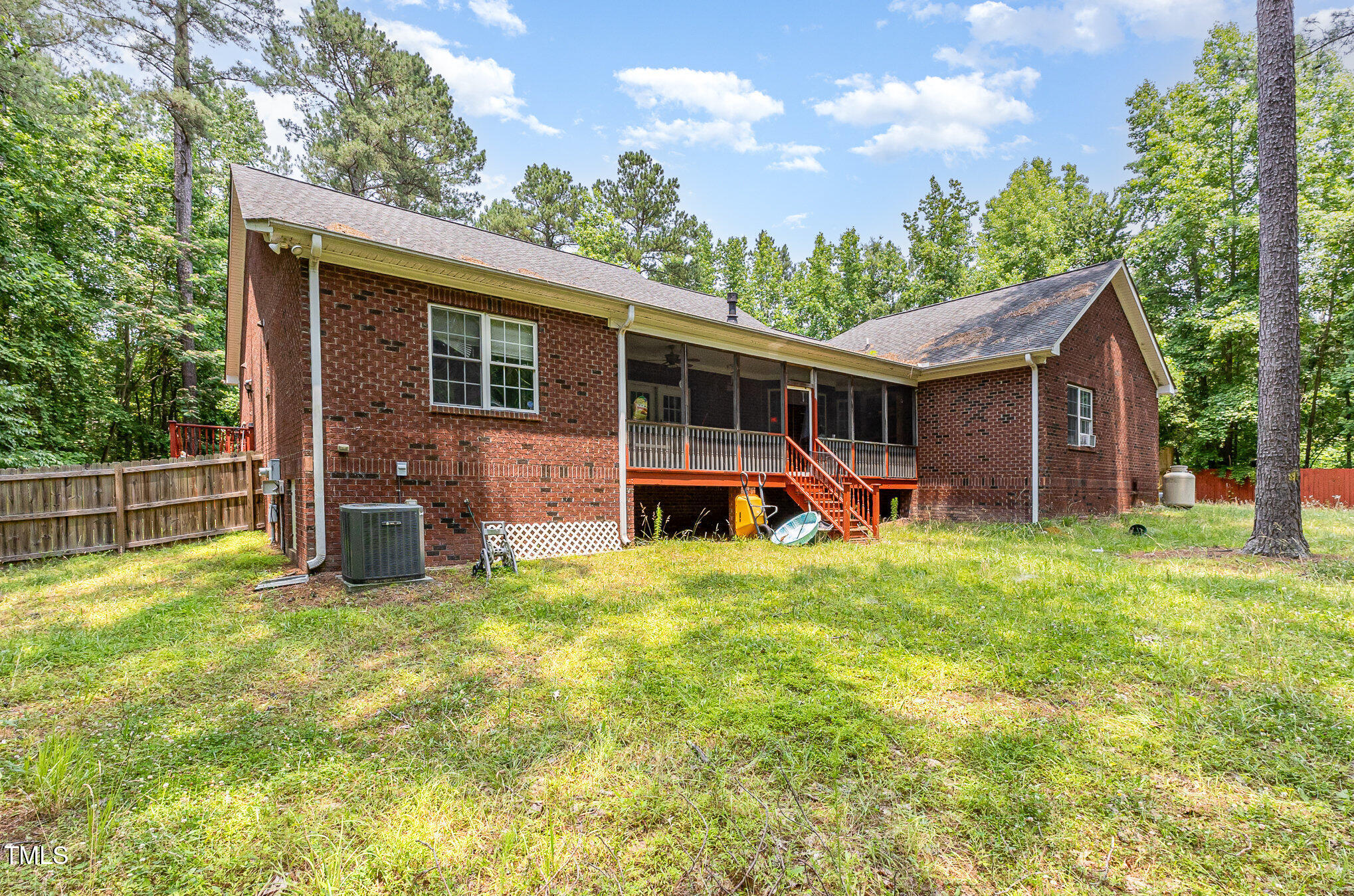 3304 Black Stallion Court Property Photo 35