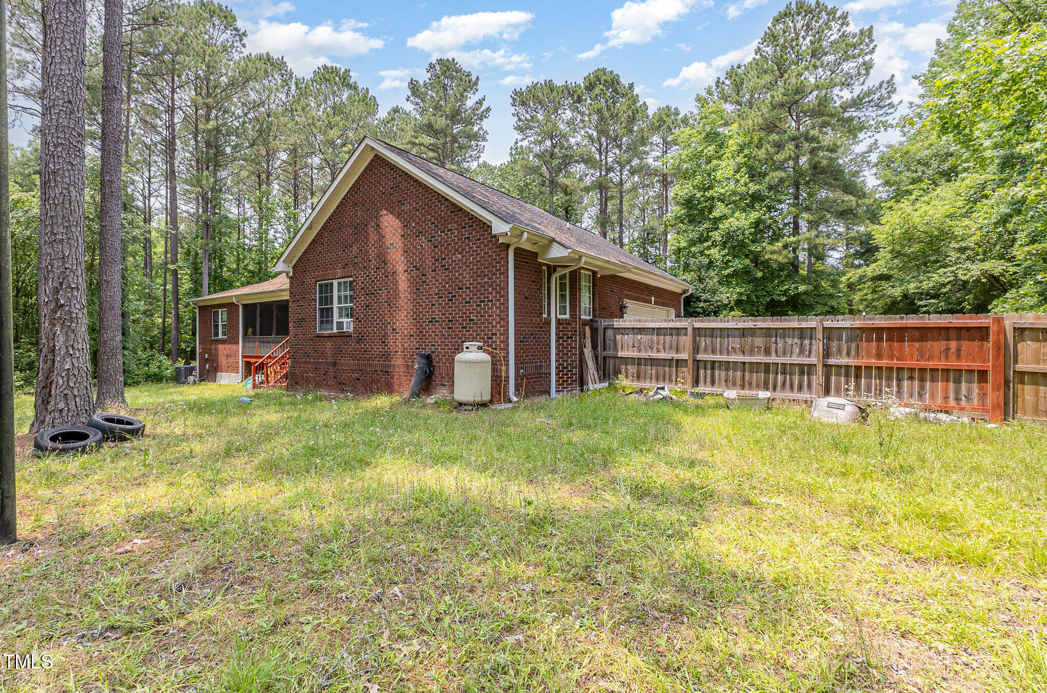 3304 Black Stallion Court Property Photo 36