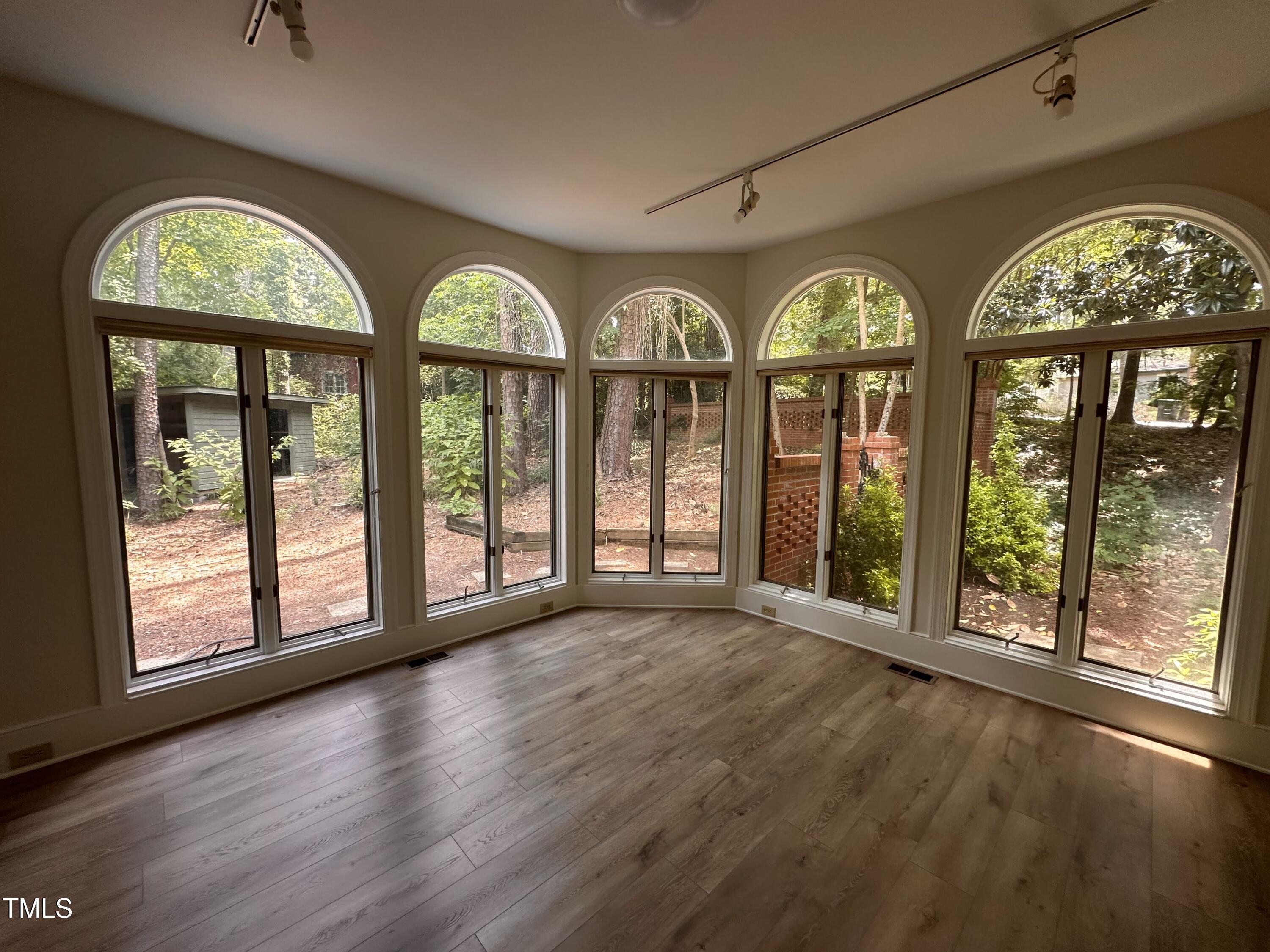 2428 Perkins Road Property Photo 13