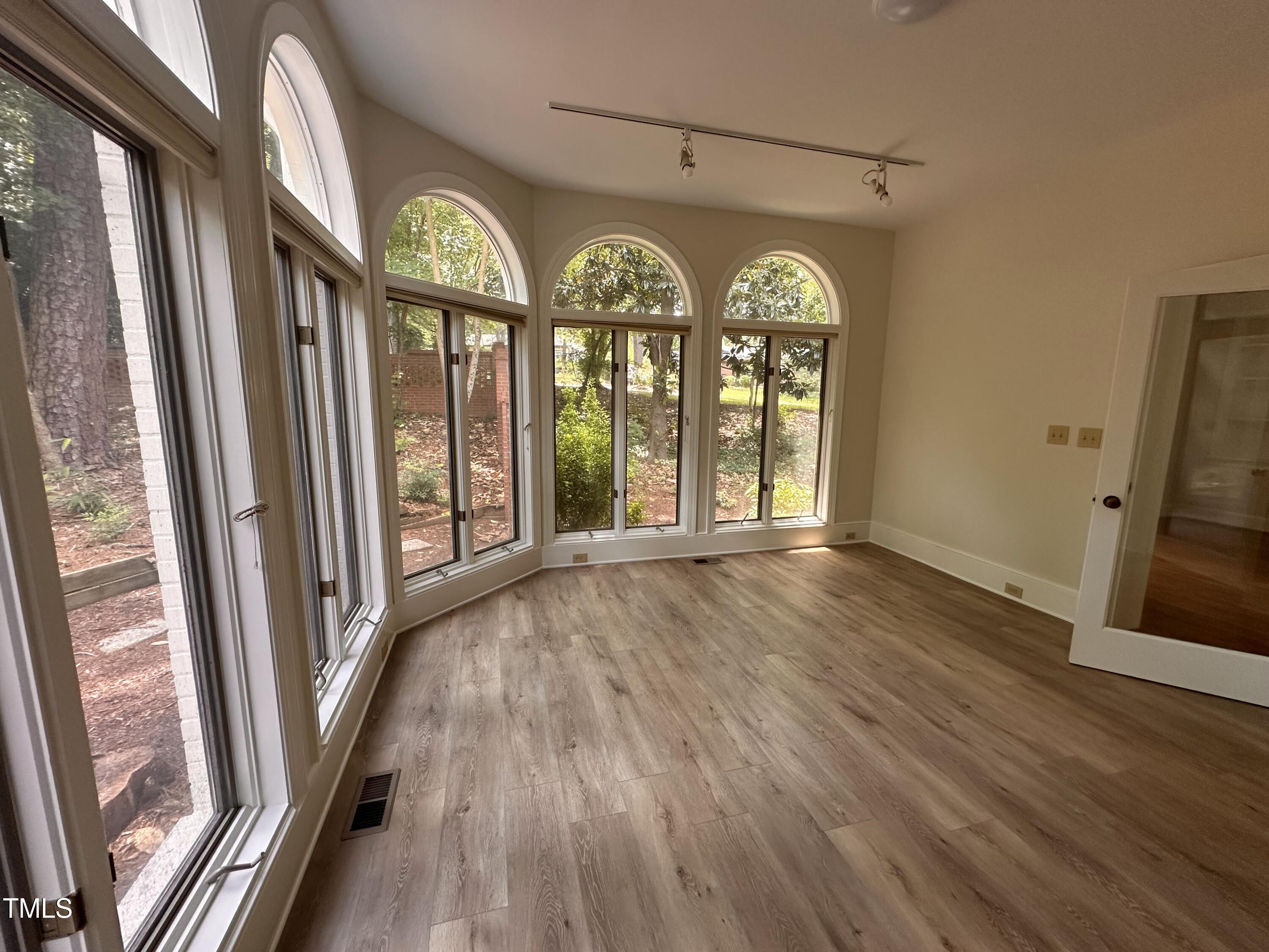 2428 Perkins Road Property Photo 14