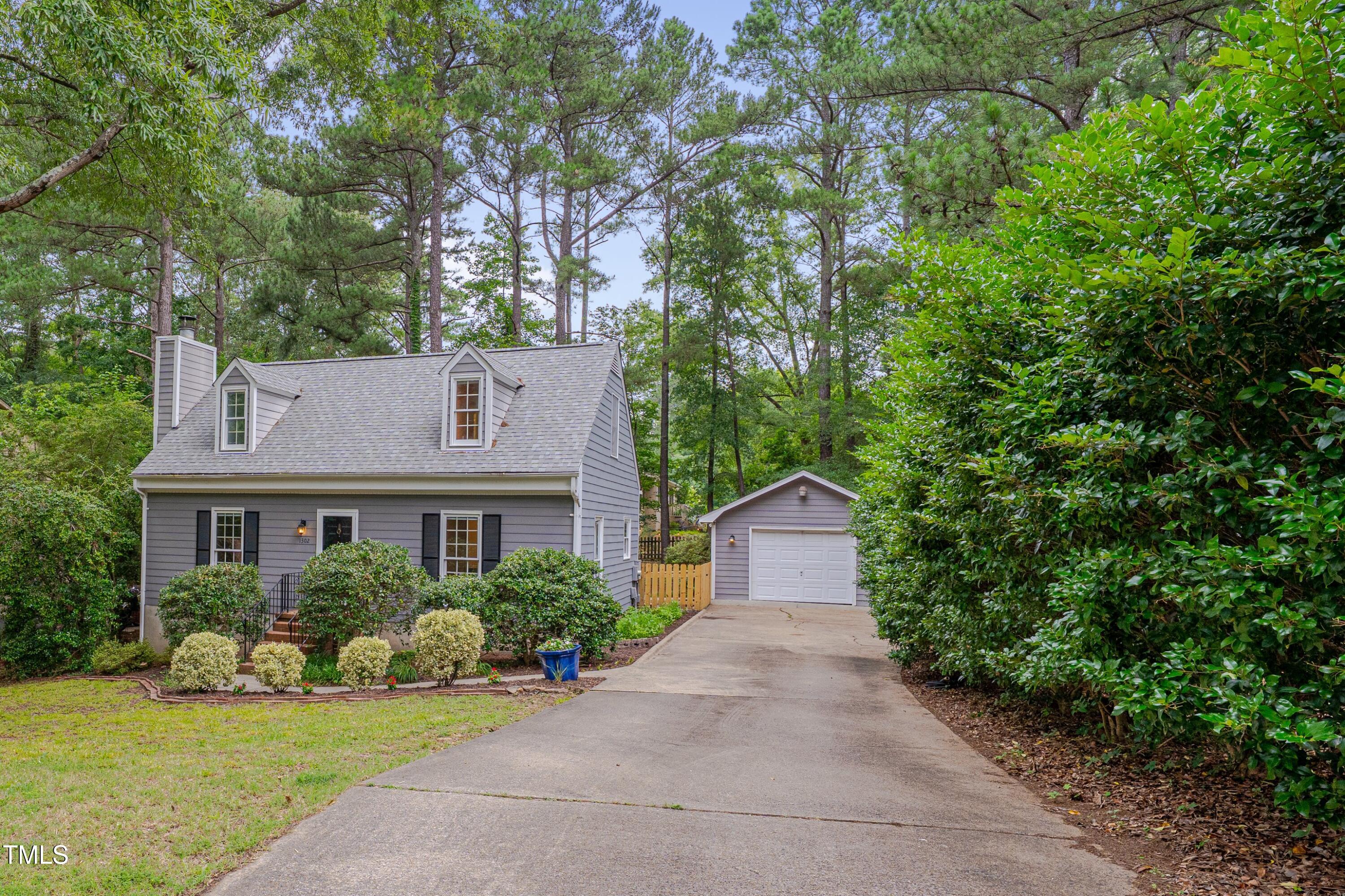 1302 Valley Run Drive Property Photo 1