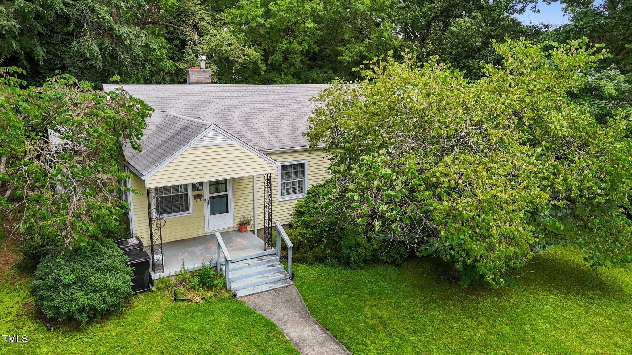212 Plum Street Property Photo 1