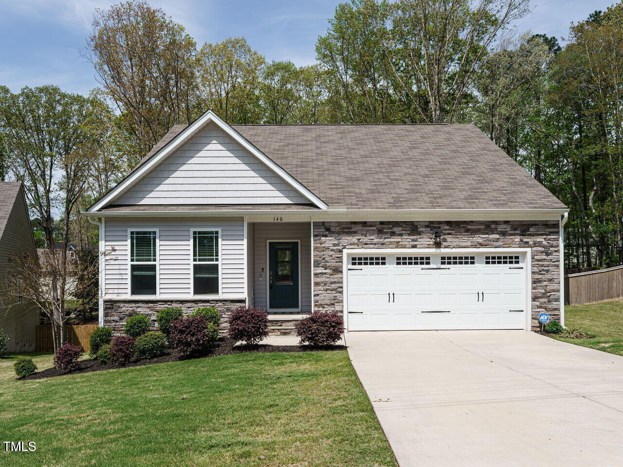 140 Clear Water Road Property Photo 1