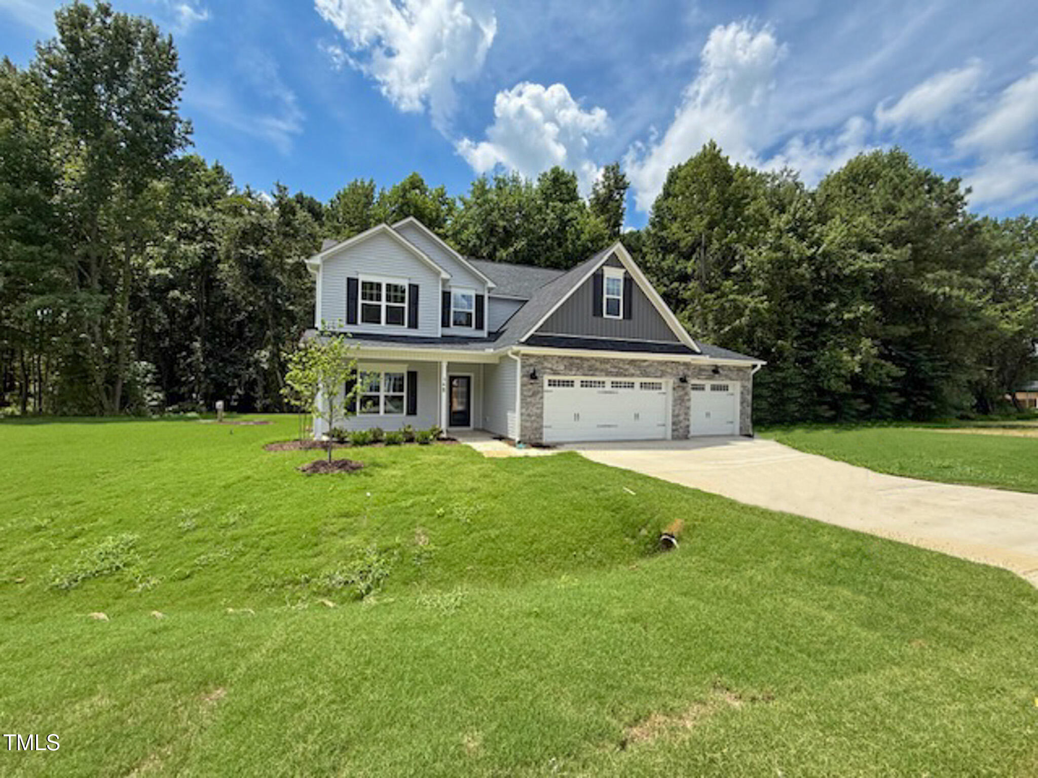 368 Abingdon Farms Drive Property Photo 1