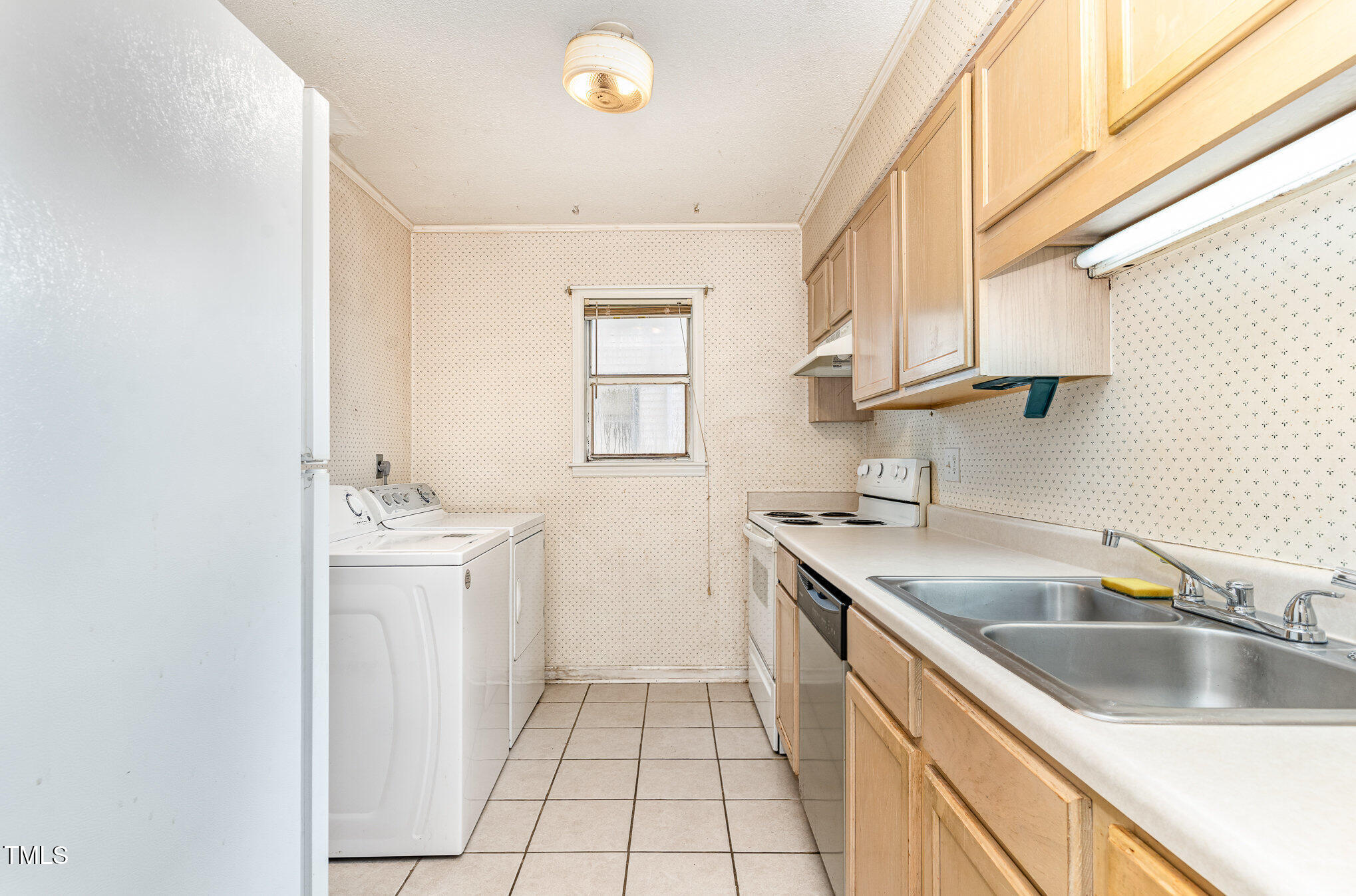 205 Ashley Forest Road Bldg D Property Photo 5