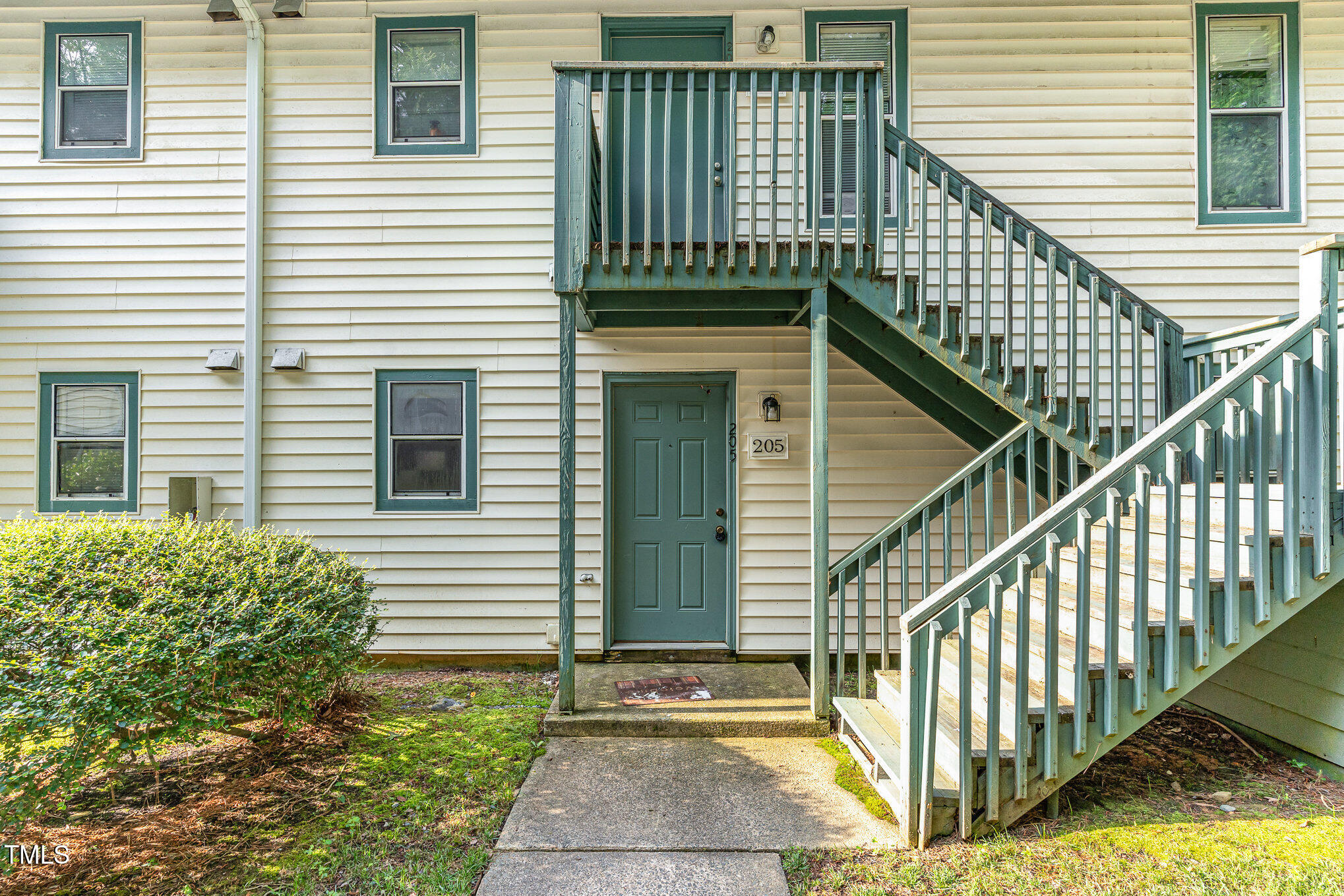 205 Ashley Forest Road Bldg D Property Photo 16