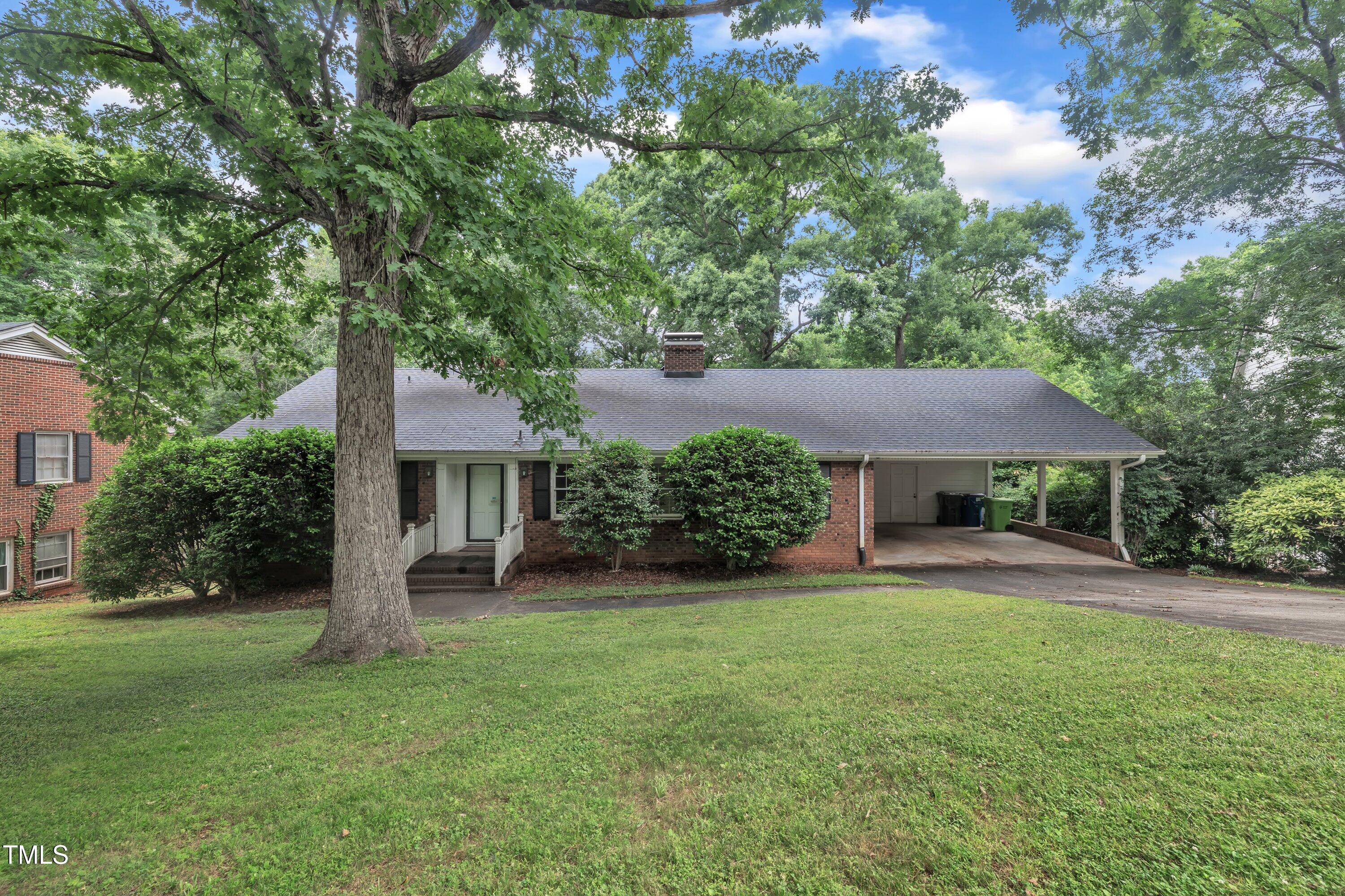 3304 Redbud Lane Property Photo 1