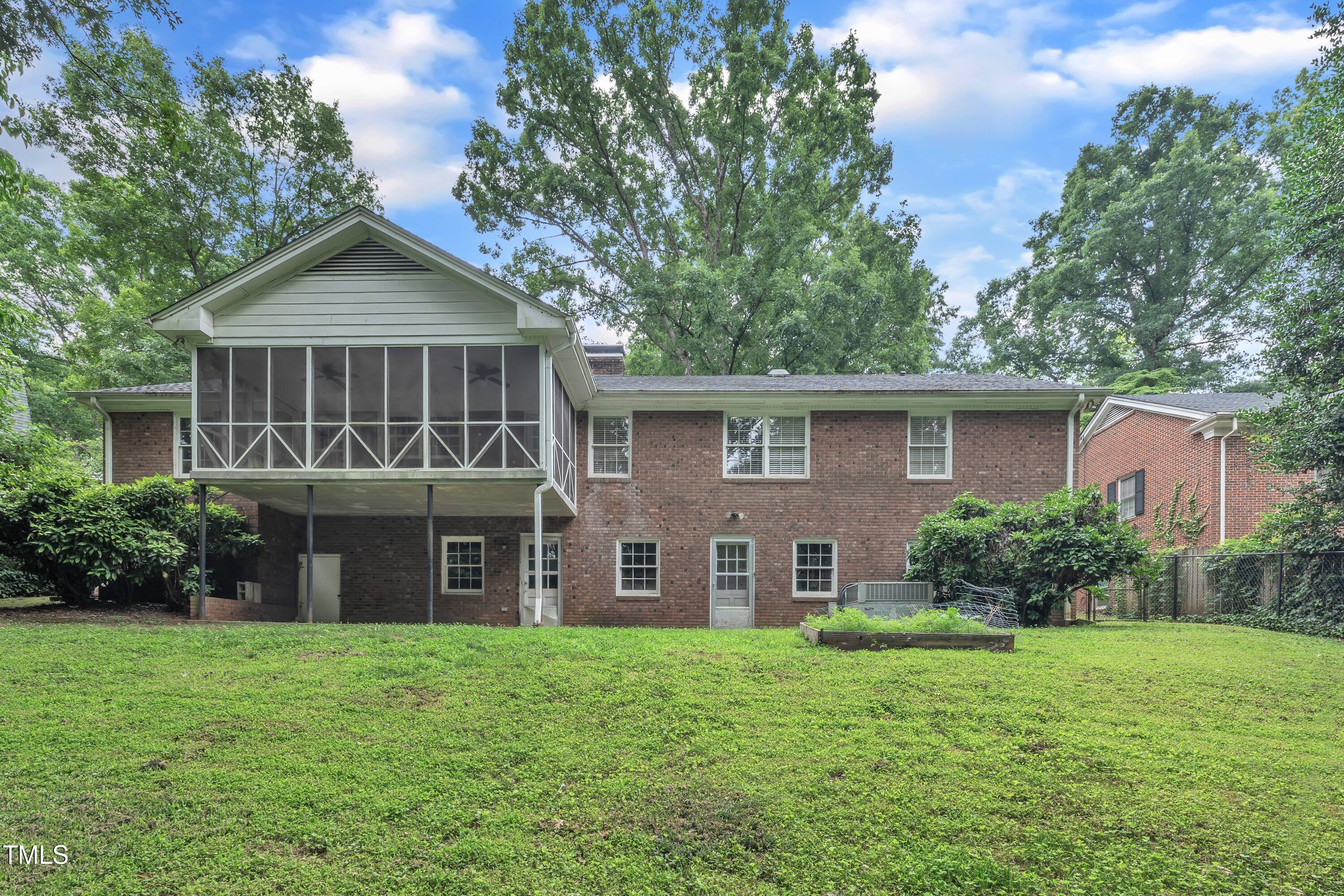 3304 Redbud Lane Property Photo 3