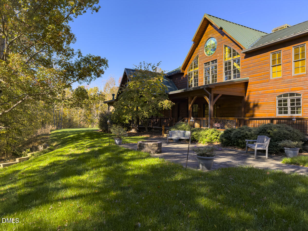 390 Line Creek Farm Road Property Photo 10