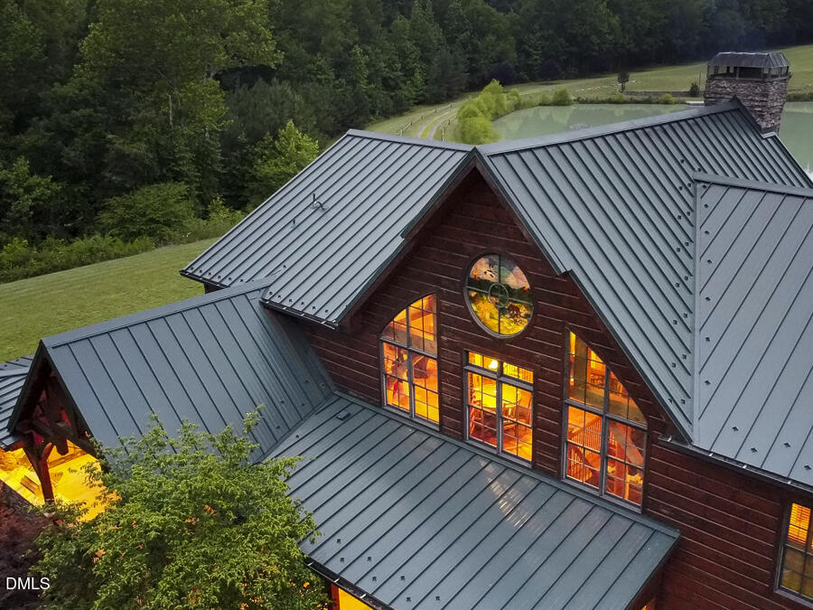 390 Line Creek Farm Road Property Photo 14