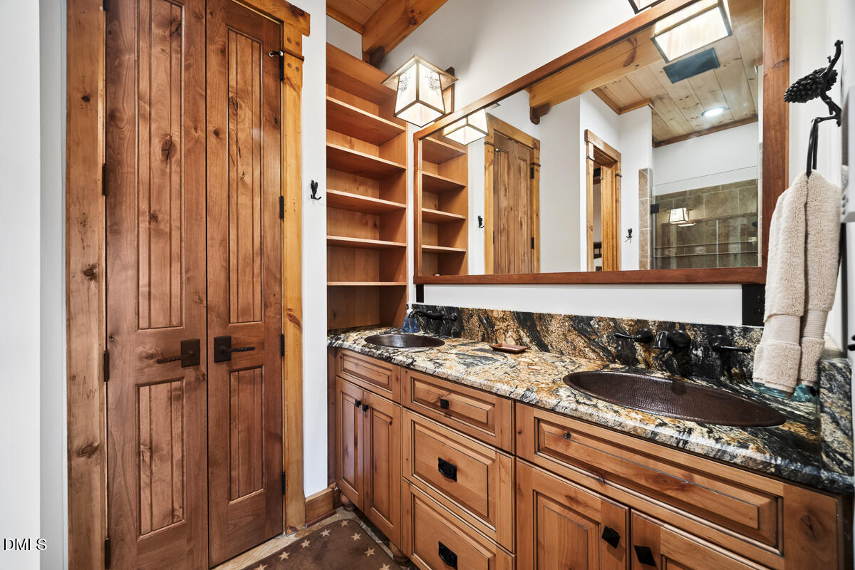 390 Line Creek Farm Road Property Photo 40