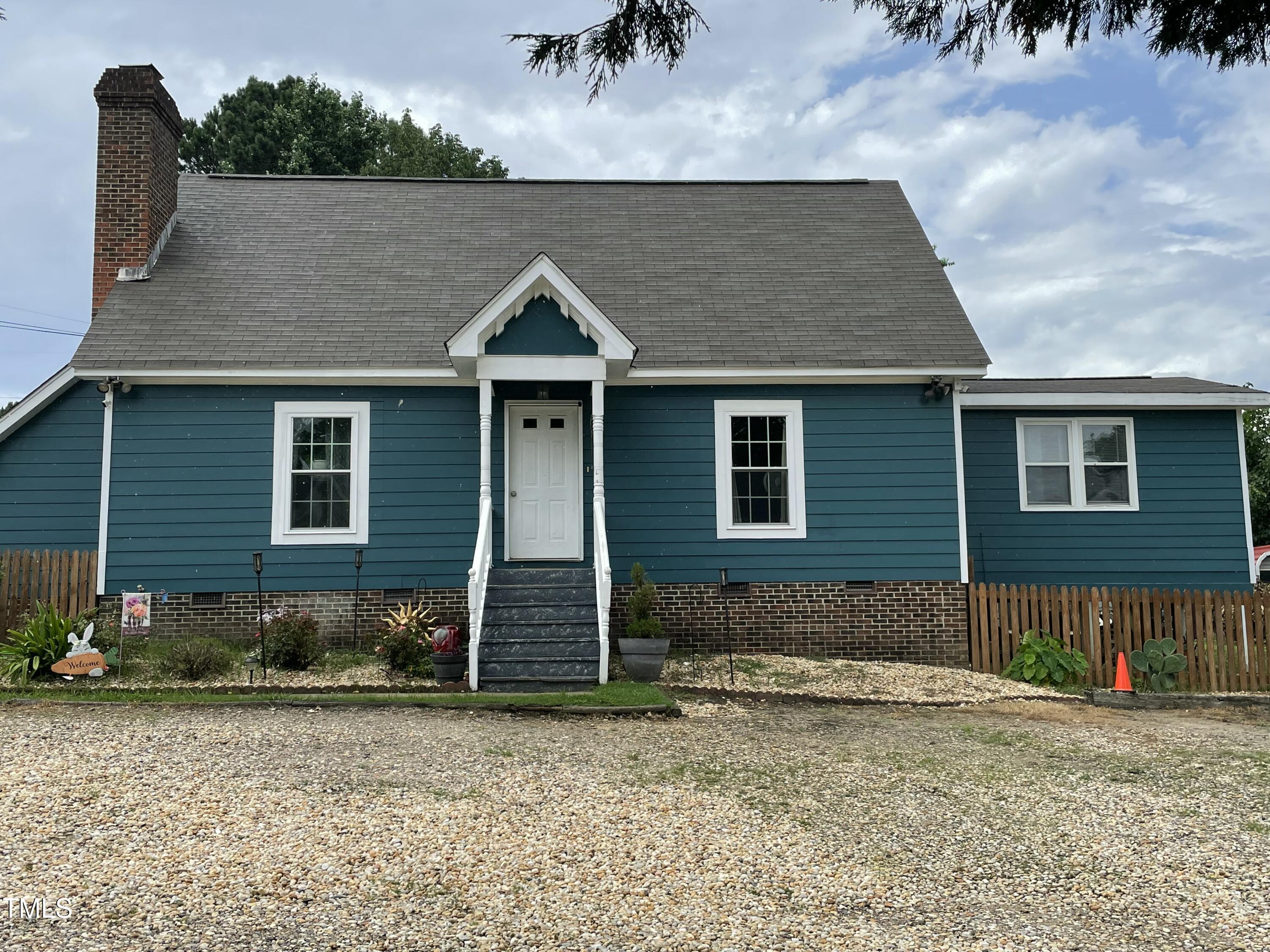 3129 Skycrest Drive Property Photo 1