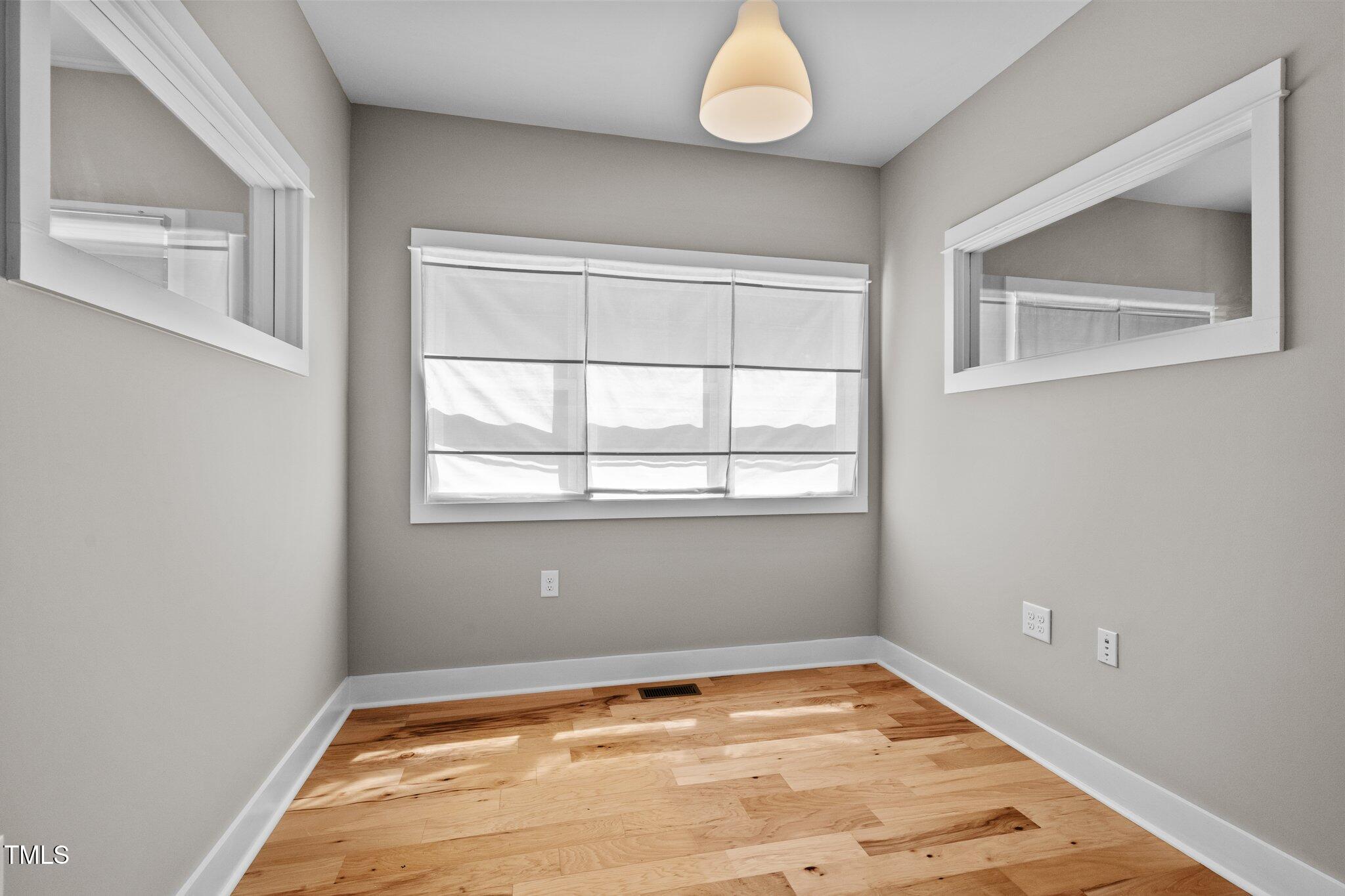 401 W Weaver Street # A Property Photo 10