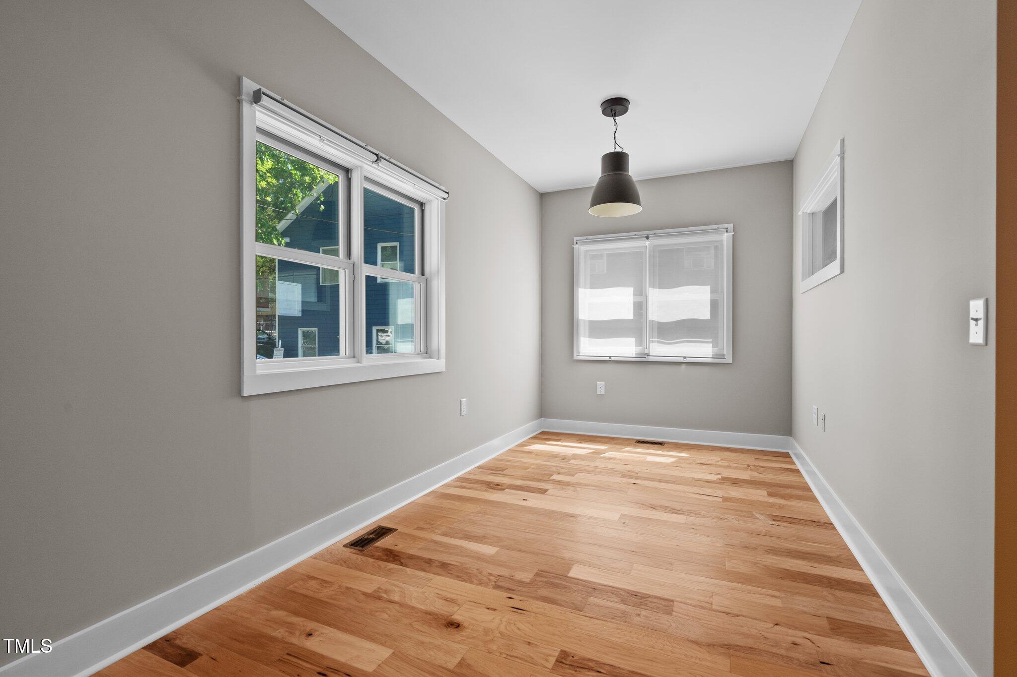 401 W Weaver Street # A Property Photo 11