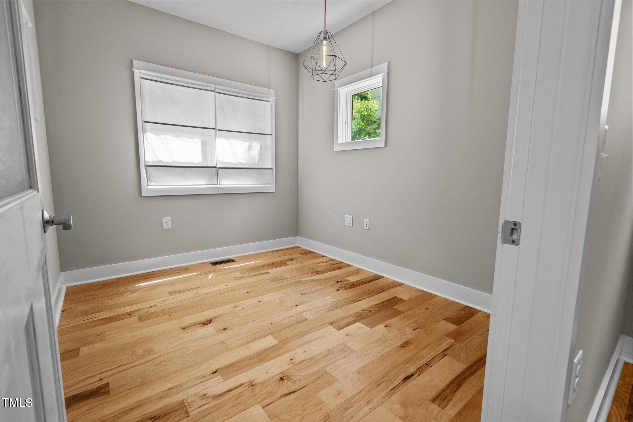 401 W Weaver Street # A Property Photo 19