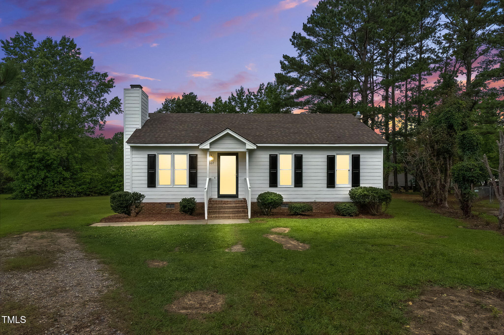 107 Winter Court Property Photo 1