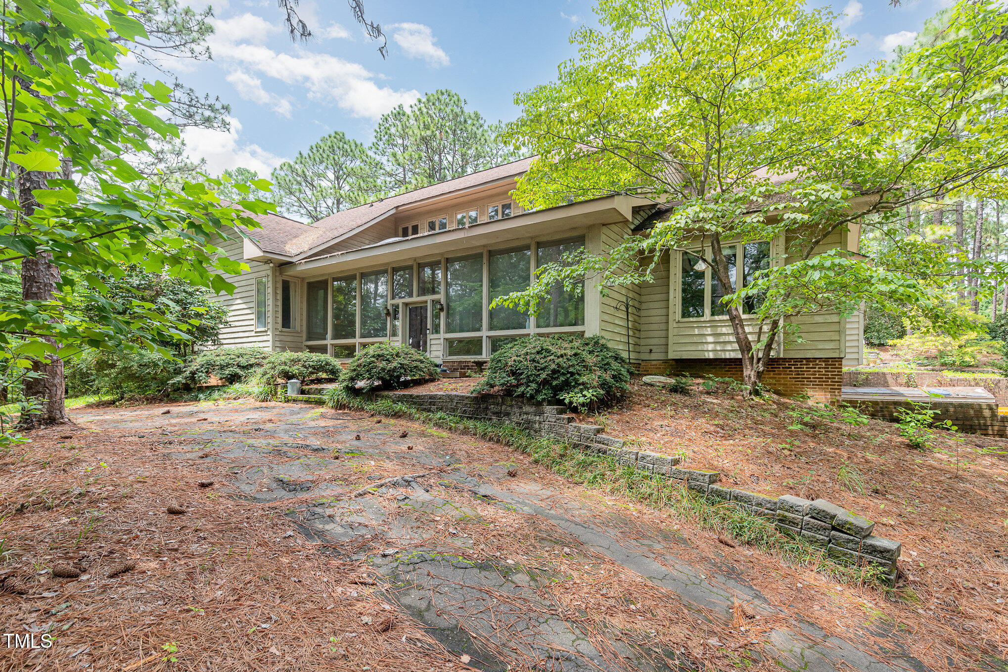 1450 S Fort Bragg Road Property Photo 1