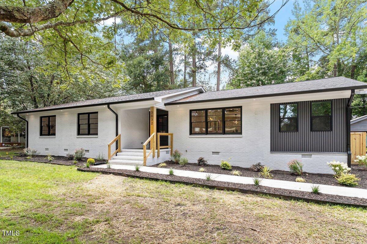 3032 Dixon Road Property Photo 1