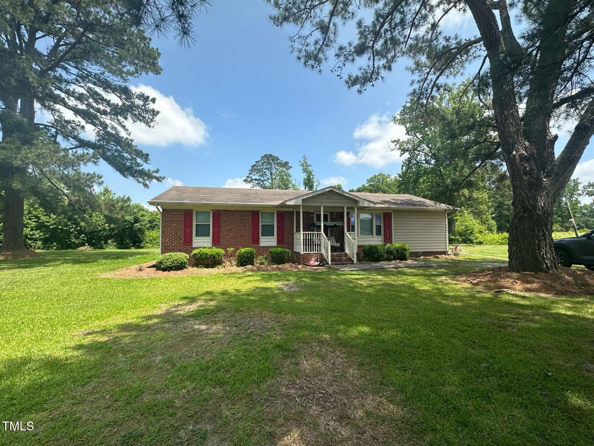 625 Revell Road Property Photo 1