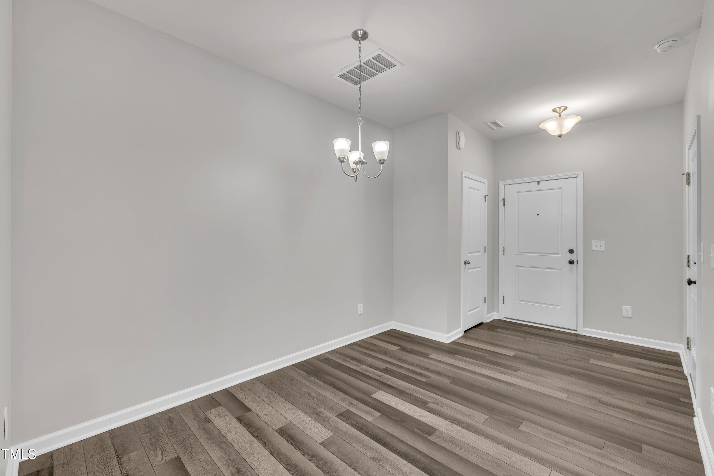287 White Oak Ridge Drive Property Photo 6