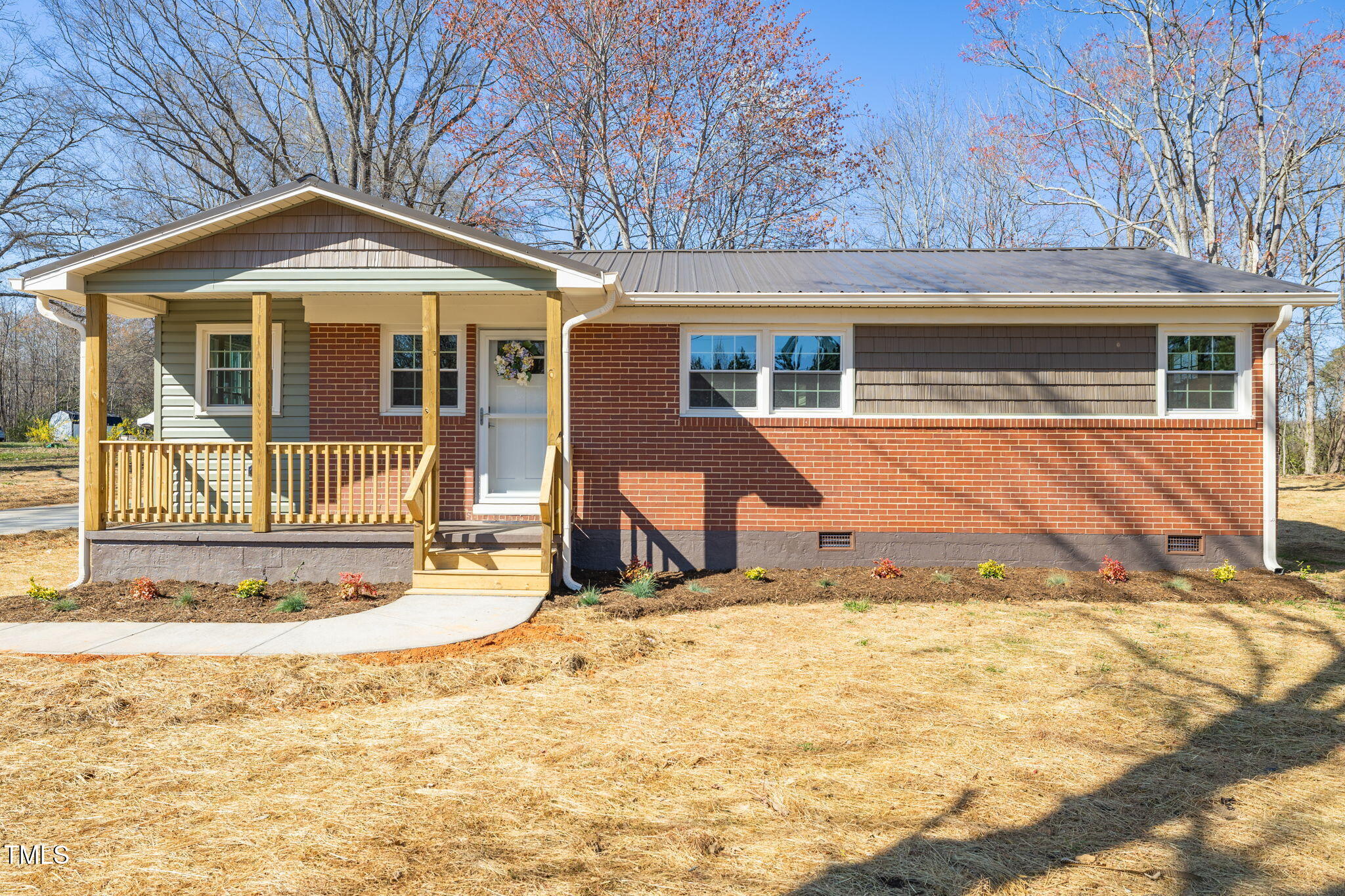 129 Redwood Road