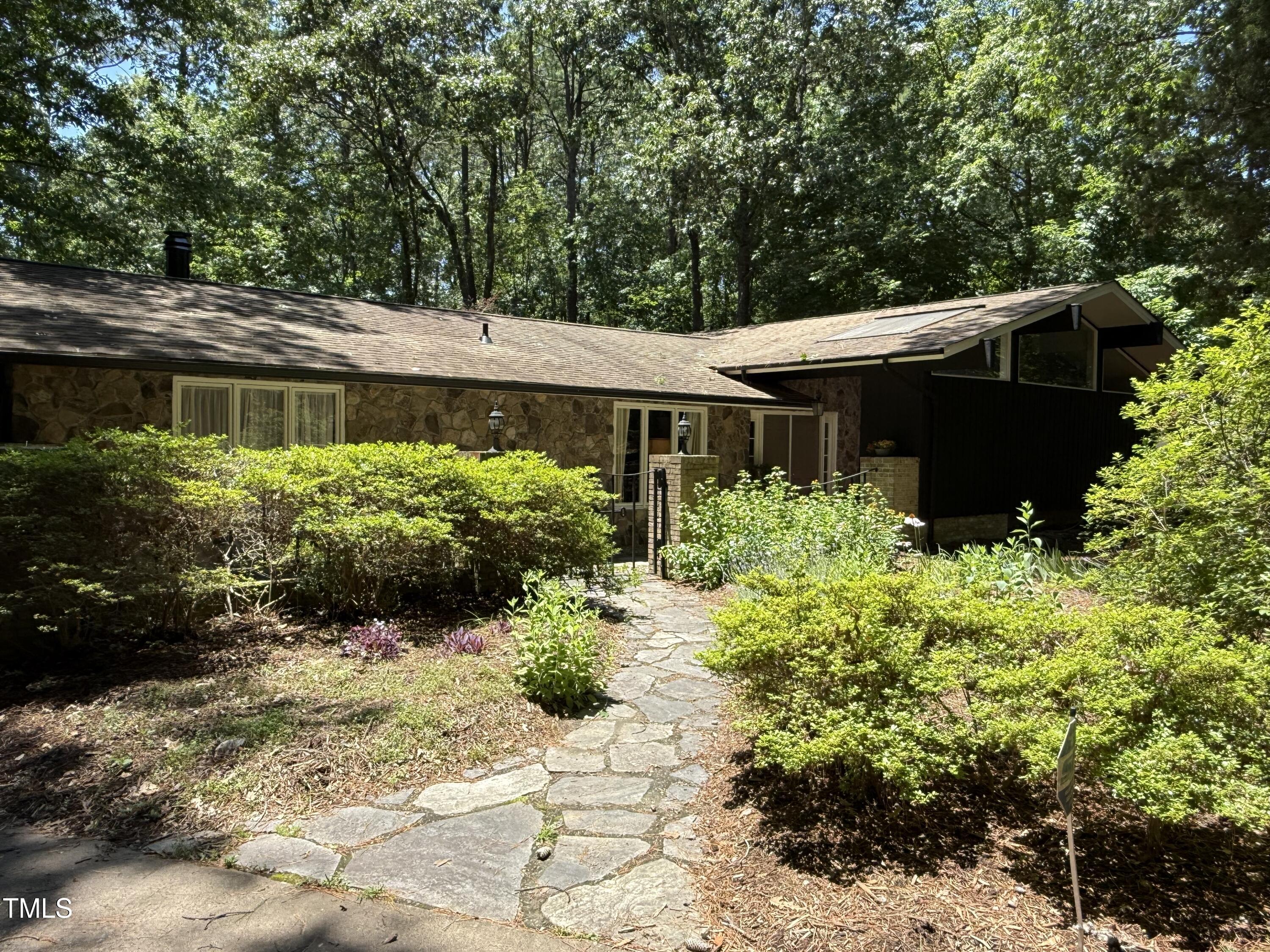 5836 Sandstone Drive Property Photo 1