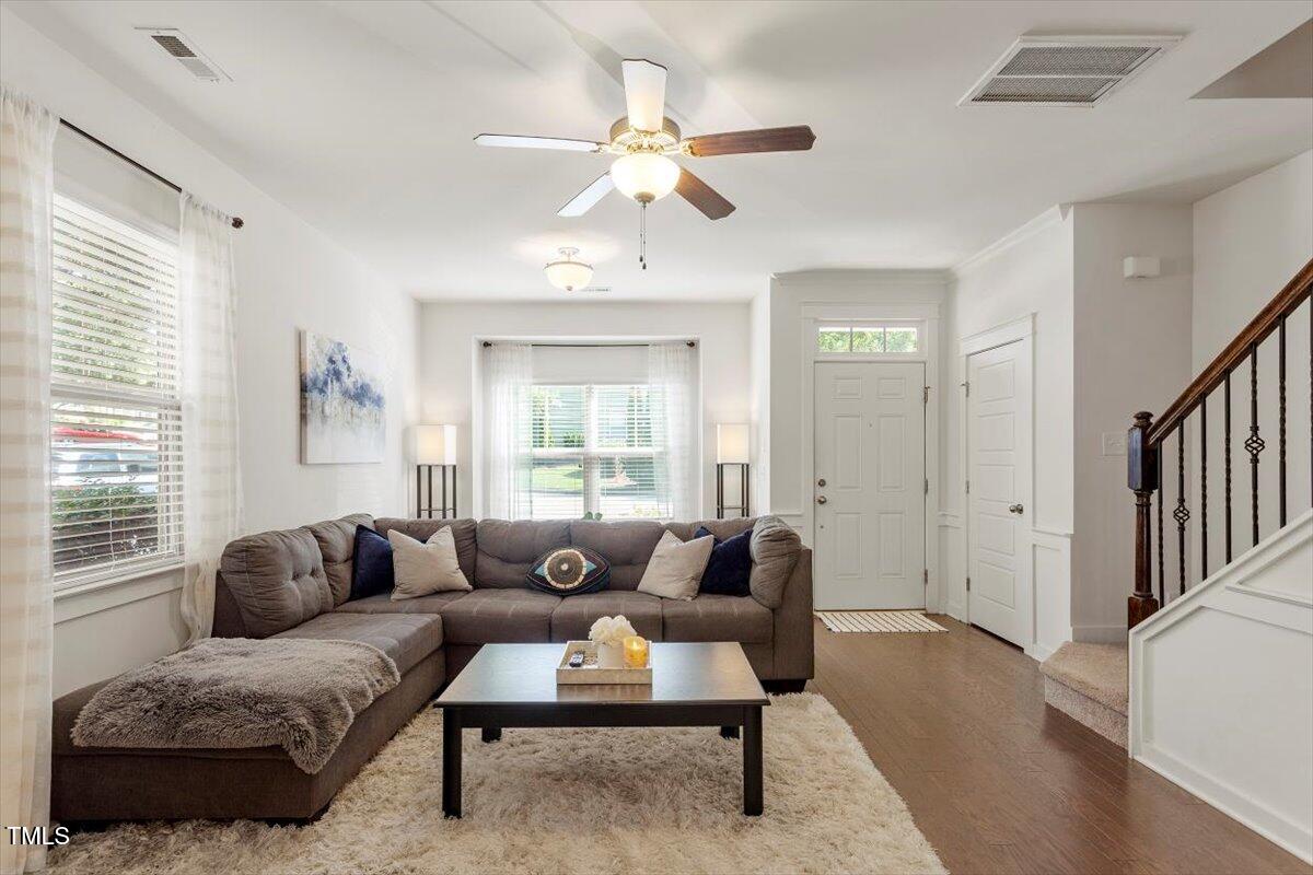 7879 Allscott Way Property Photo 3