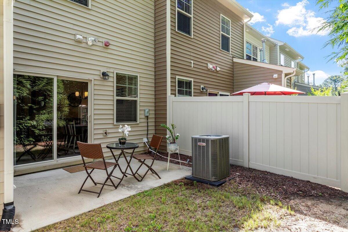 7879 Allscott Way Property Photo 16