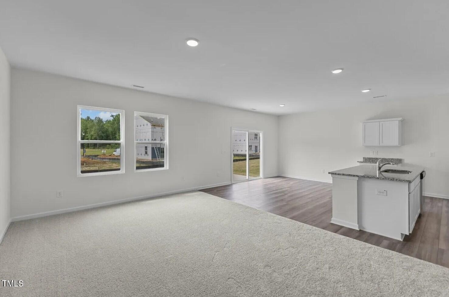 1250 Pond Overlook Drive Property Photo 4