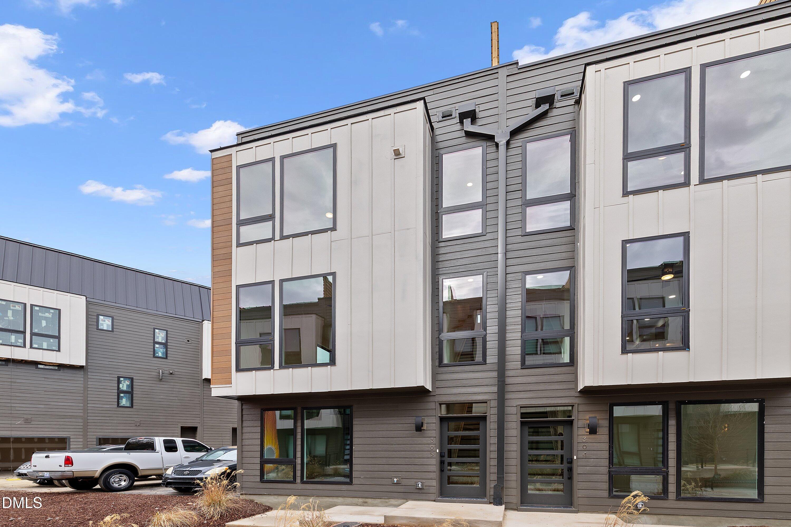 512 Gordon Street # 305 Property Photo 1