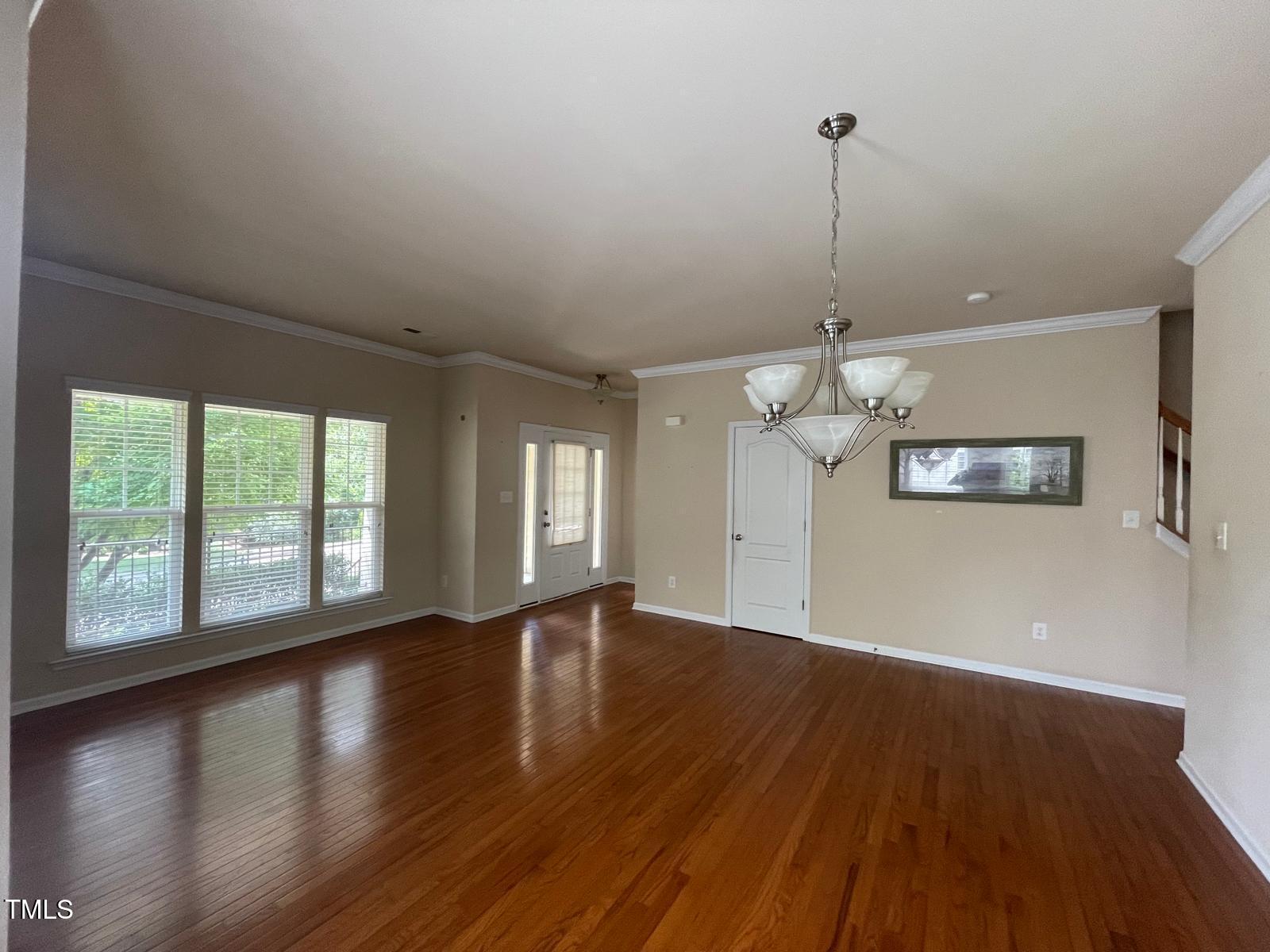 2107 Toad Hollow Property Photo 4