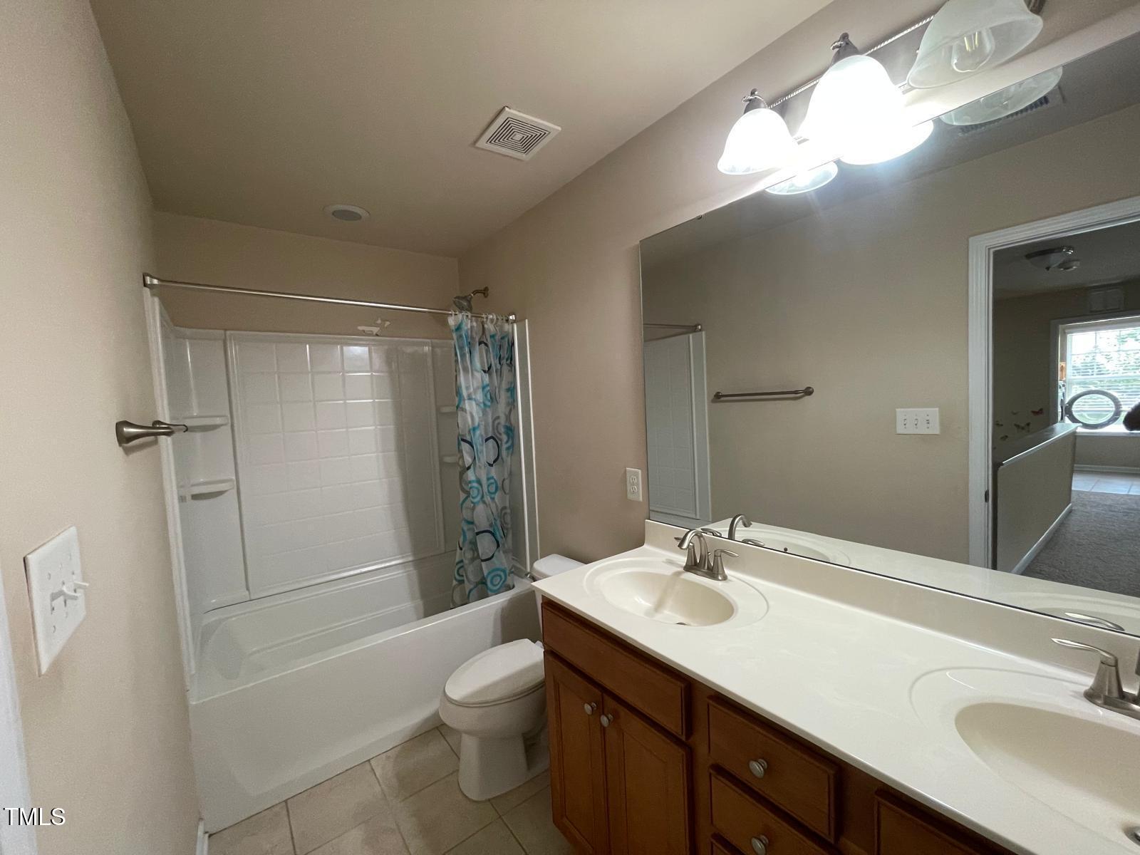 2107 Toad Hollow Property Photo 13