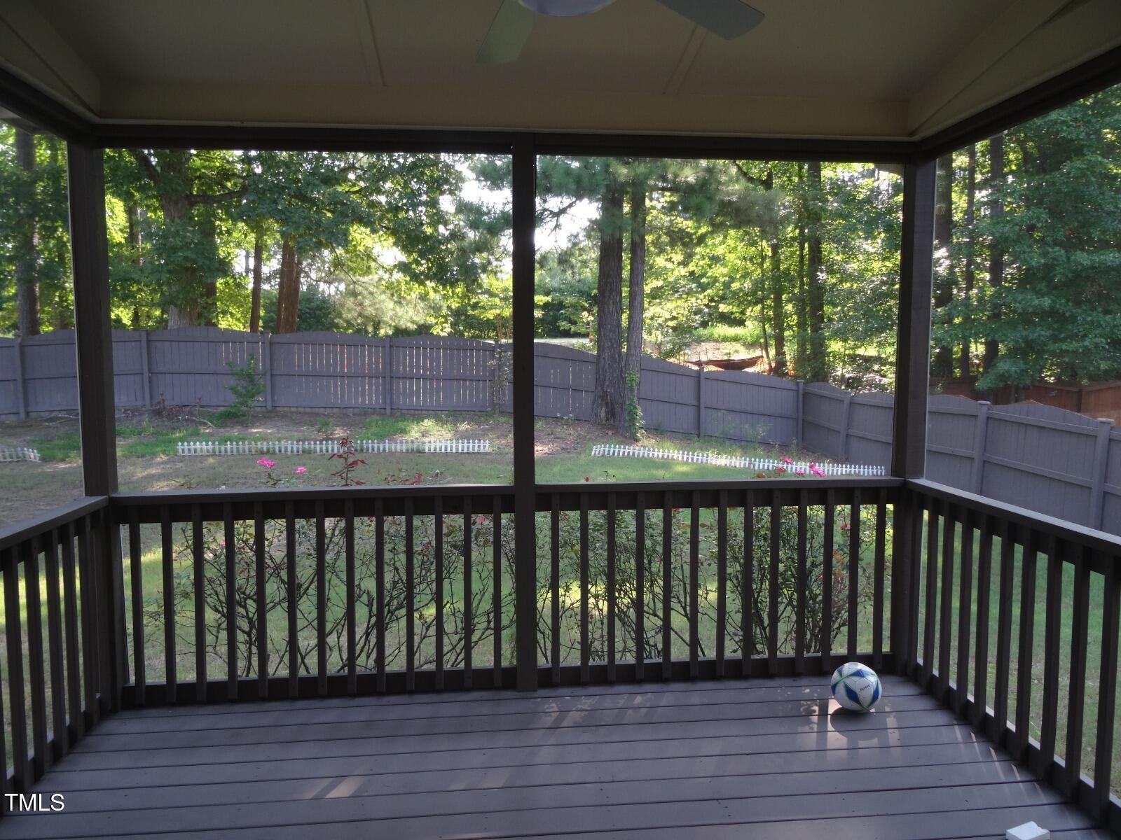2107 Toad Hollow Property Photo 26