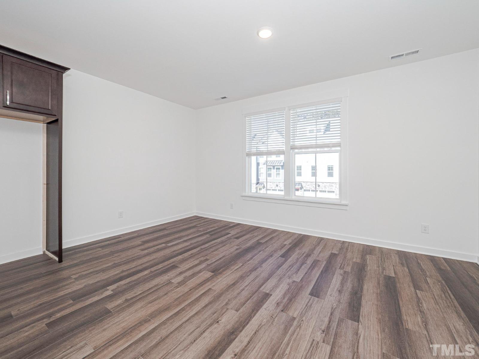 1801 Stroup Street Property Photo 4