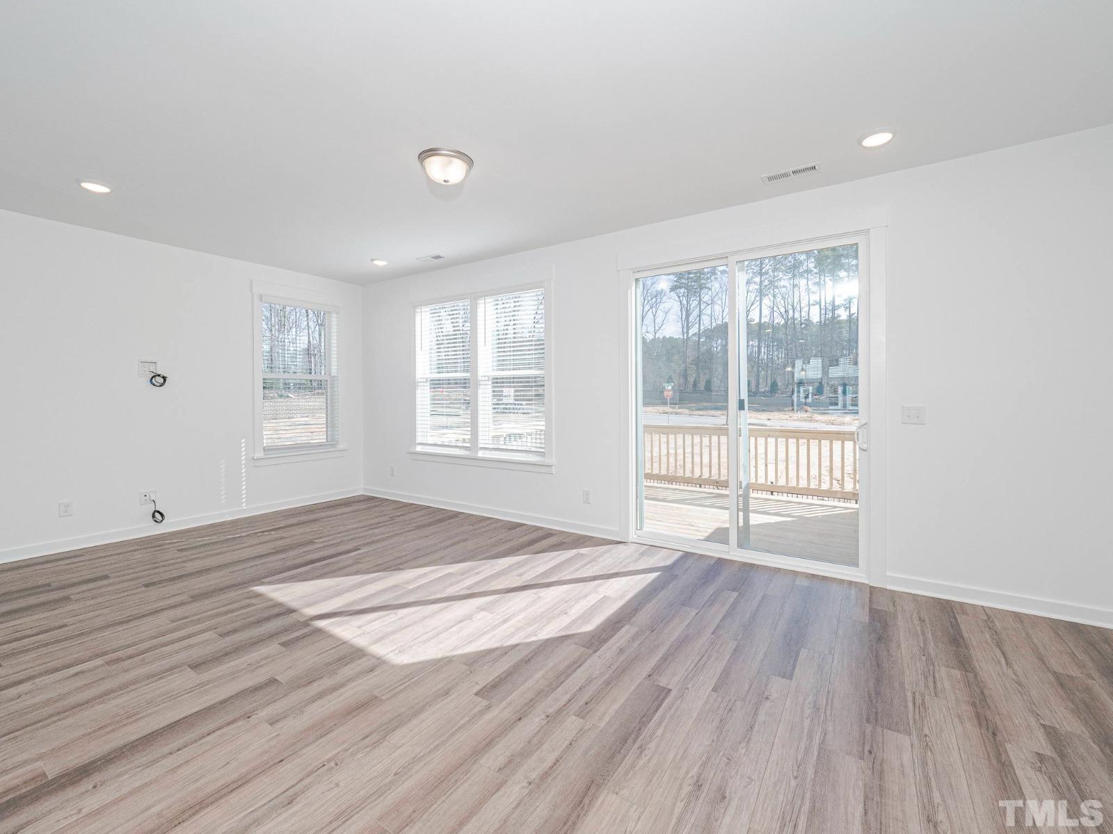 1801 Stroup Street Property Photo 10