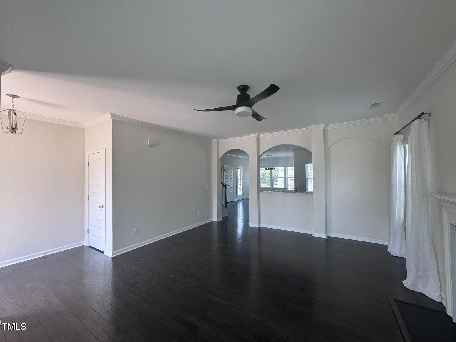 4718 Sleepy Falls Run Property Photo 6