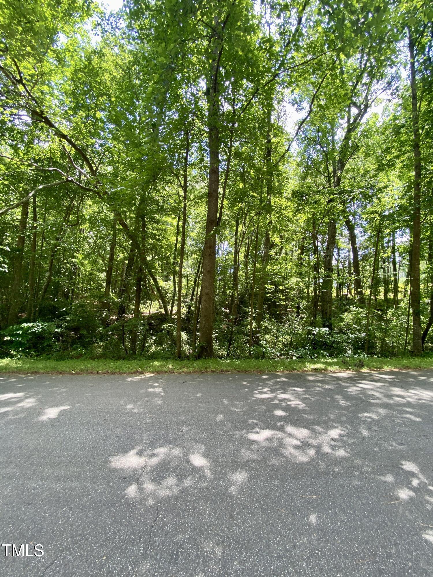 106 Cherokee Drive Property Photo 8