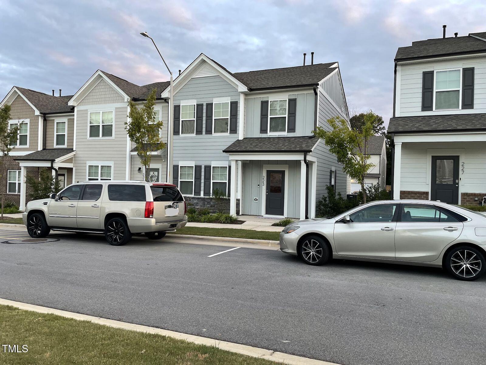 223 Parker Sta Avenue Property Photo 1