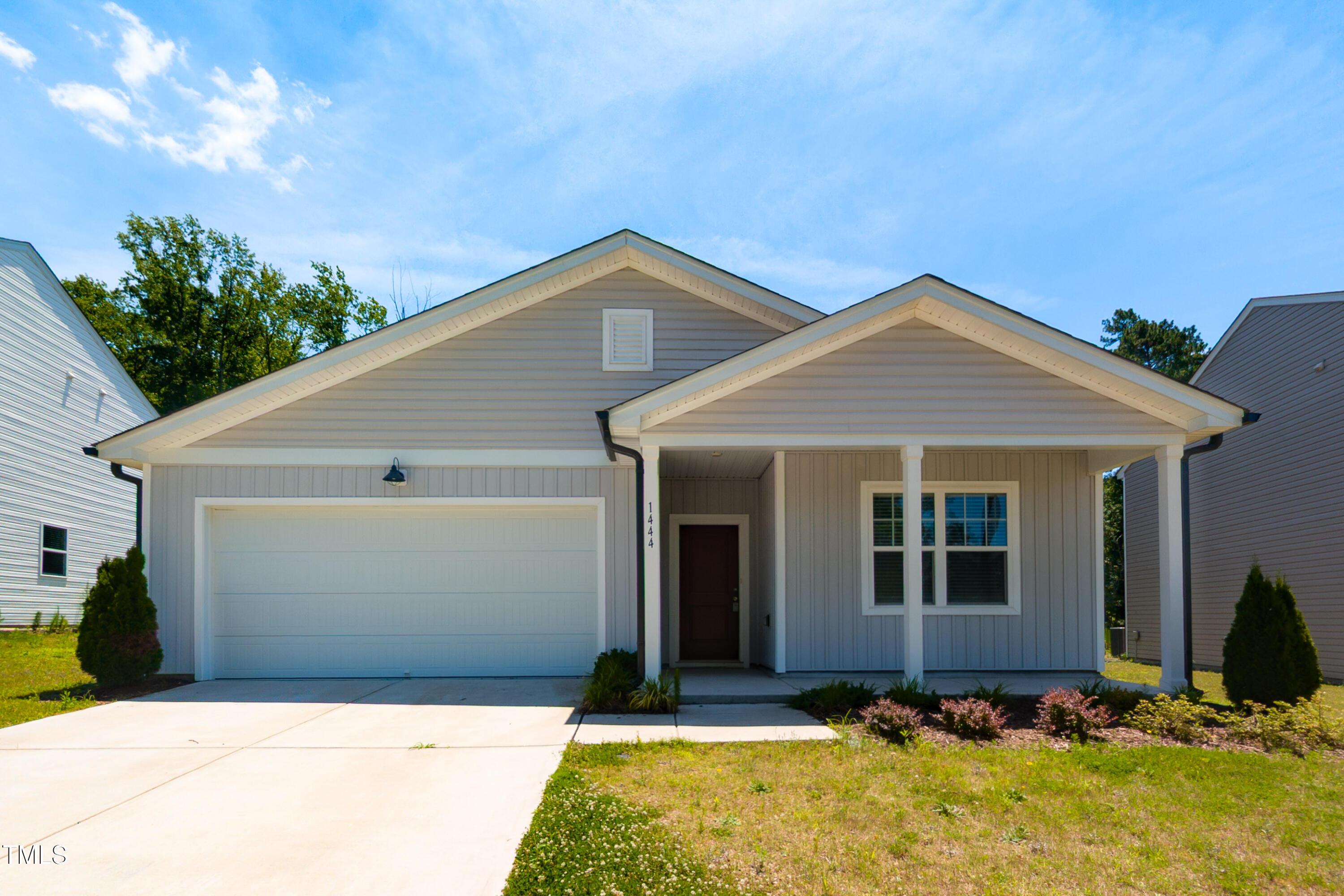 1444 Heron Pond Street