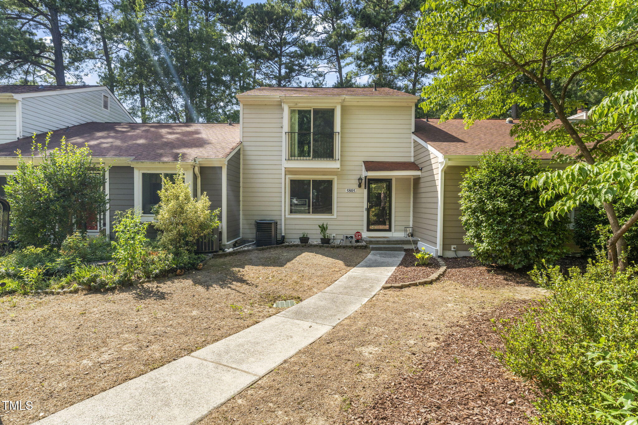 5805 Mapleridge Road Property Photo 1