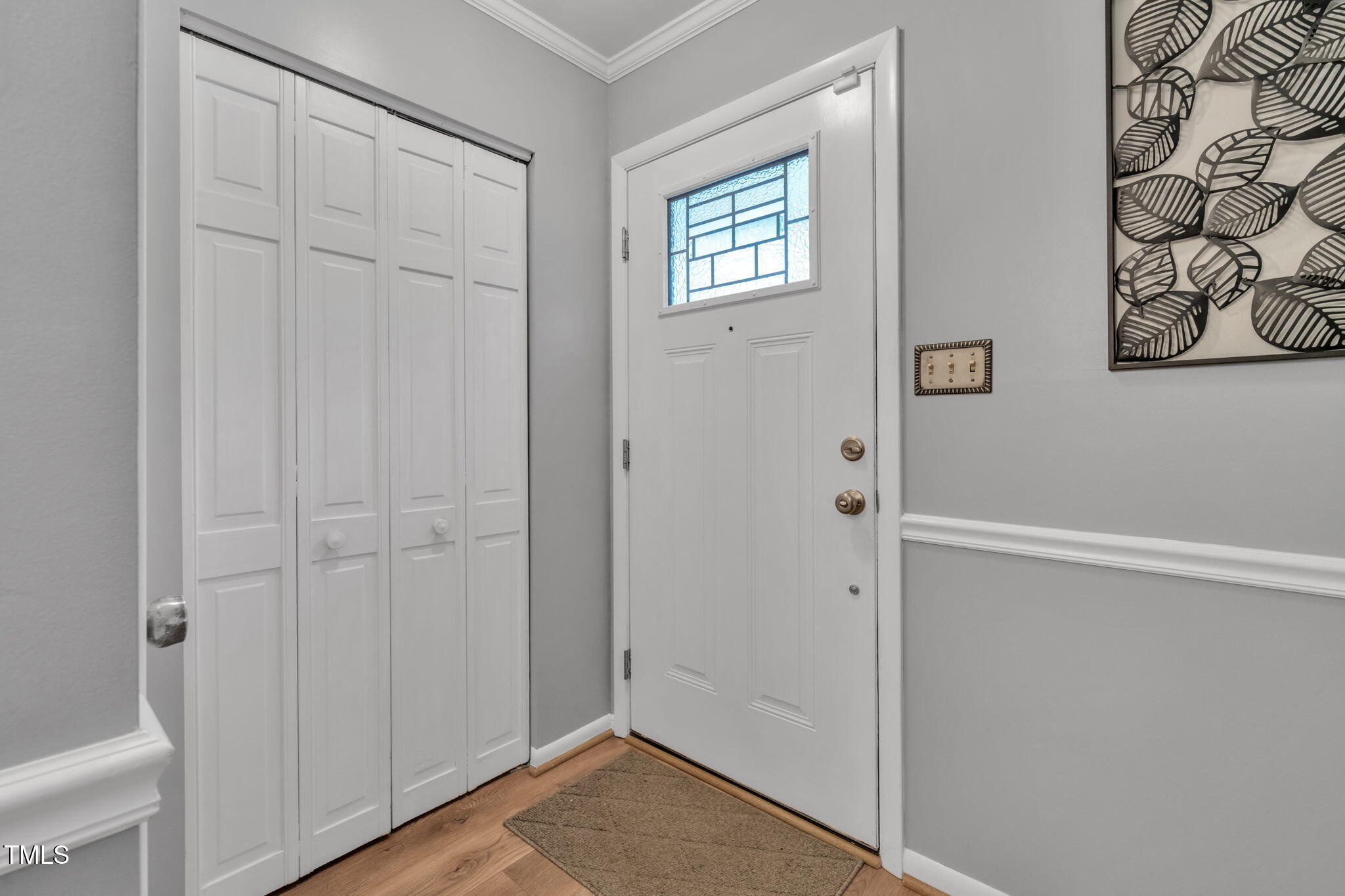 5805 Mapleridge Road Property Photo 4